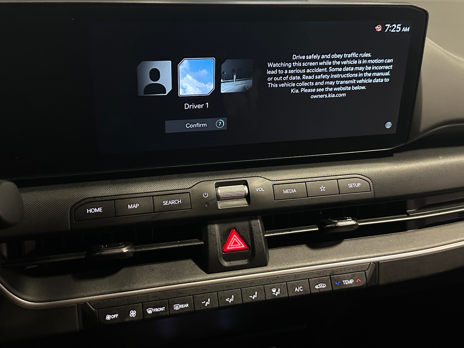 Thumbnail: 2025 Kia K4 - 4