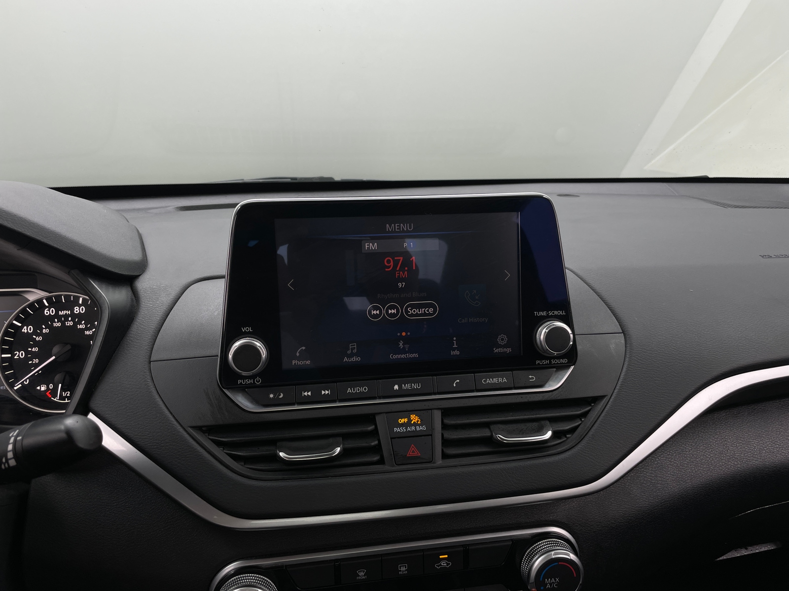 Thumbnail: 2022 Nissan Altima - 4