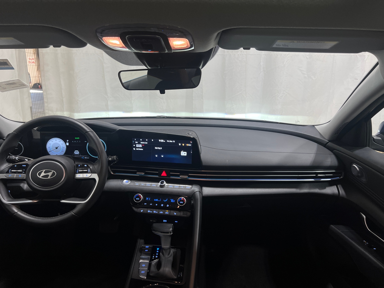 Thumbnail: 2025 Hyundai Elantra - 3