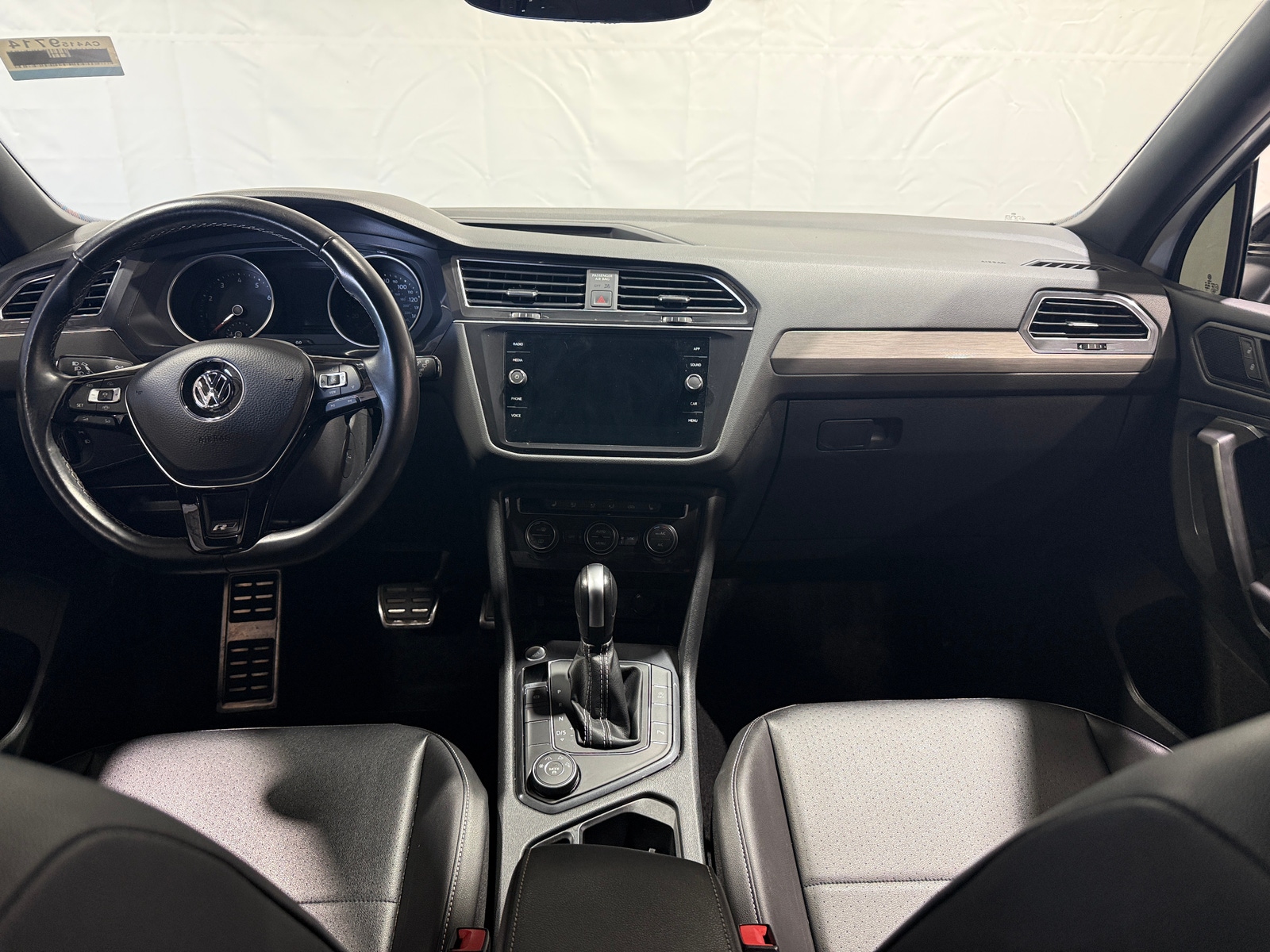 Thumbnail: 2021 Volkswagen Tiguan - 2