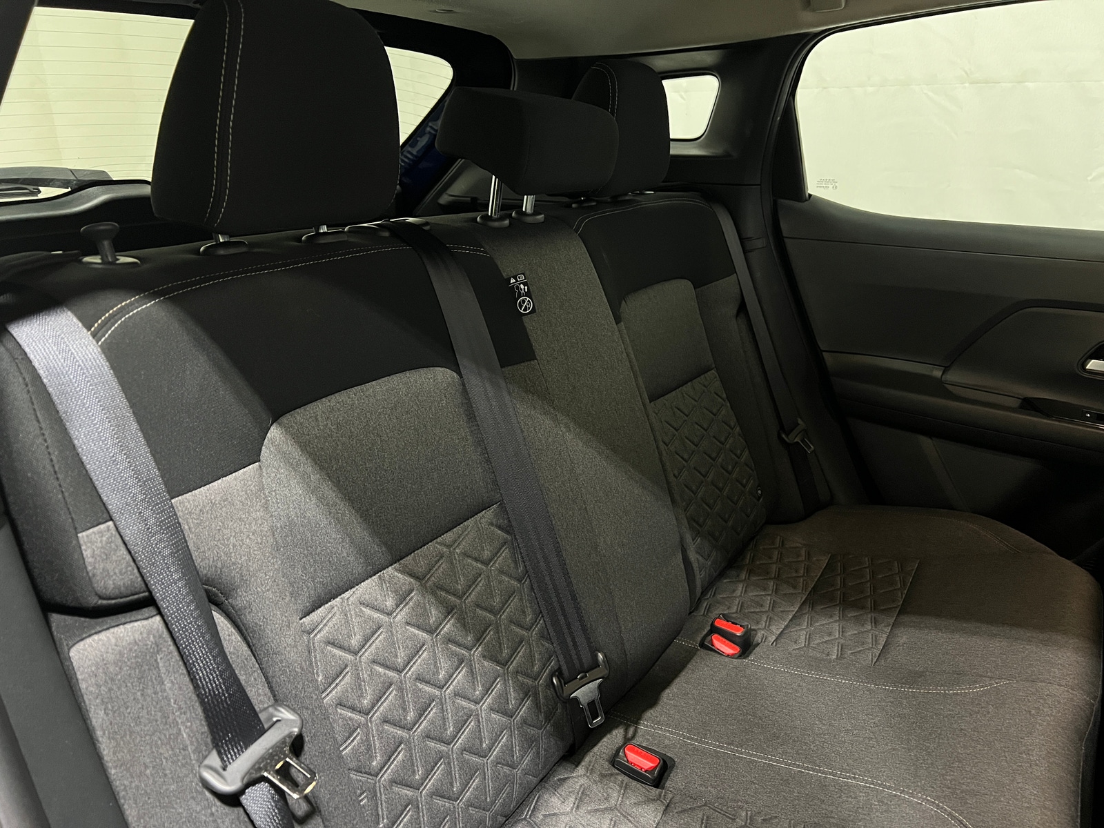 Thumbnail: 2025 Nissan Kicks - 6