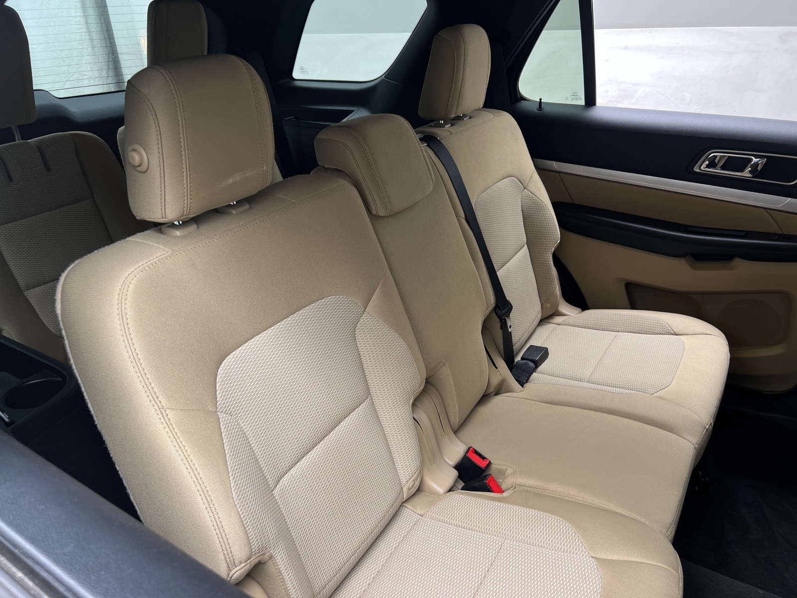 Thumbnail: 2017 Ford Explorer - 6