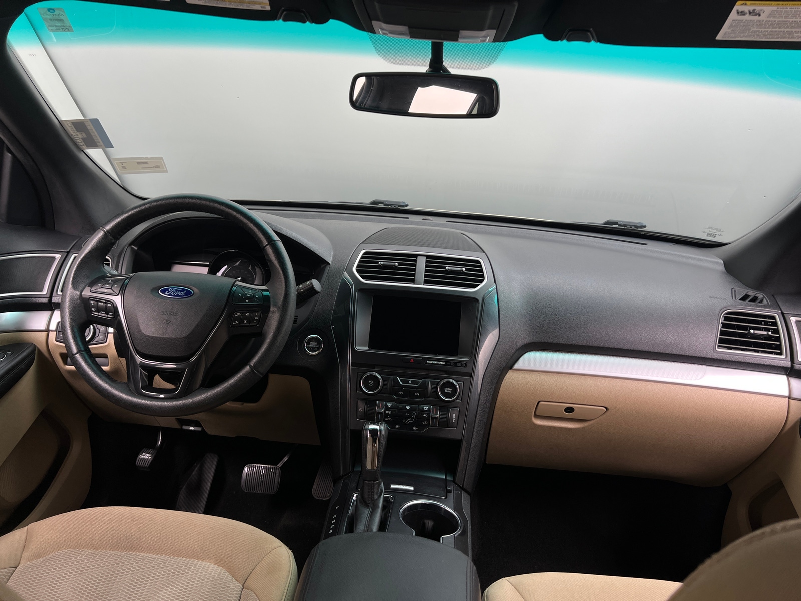 Thumbnail: 2017 Ford Explorer - 3