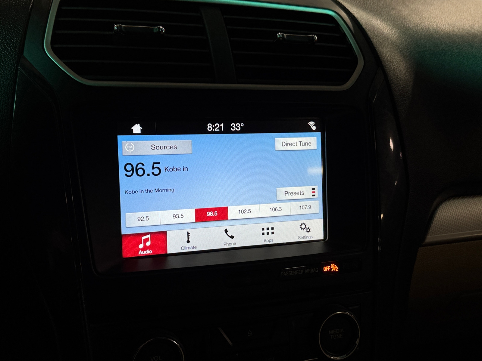 Thumbnail: 2017 Ford Explorer - 4