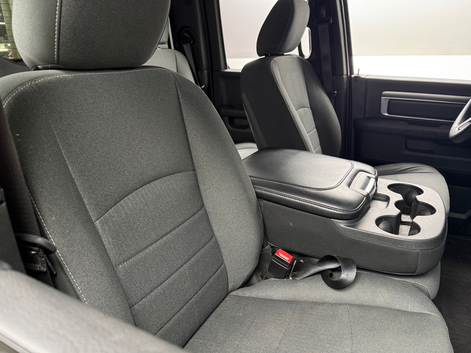 Thumbnail: 2021 RAM 1500 Classic - 2