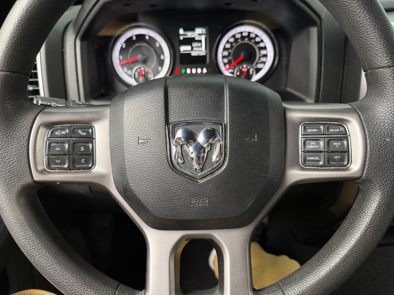 Thumbnail: 2021 RAM 1500 Classic - 5