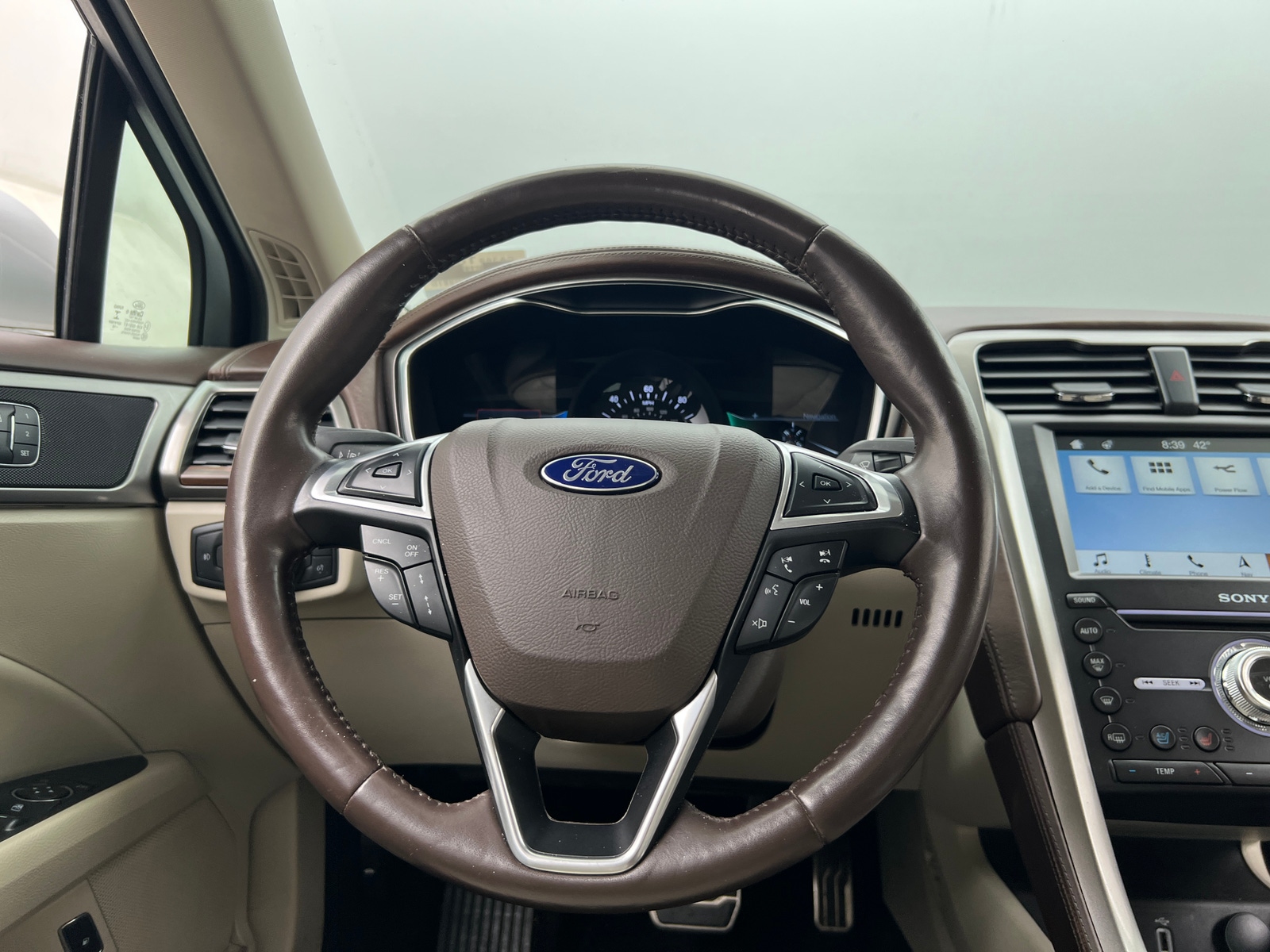 Thumbnail: 2017 Ford Fusion - 4