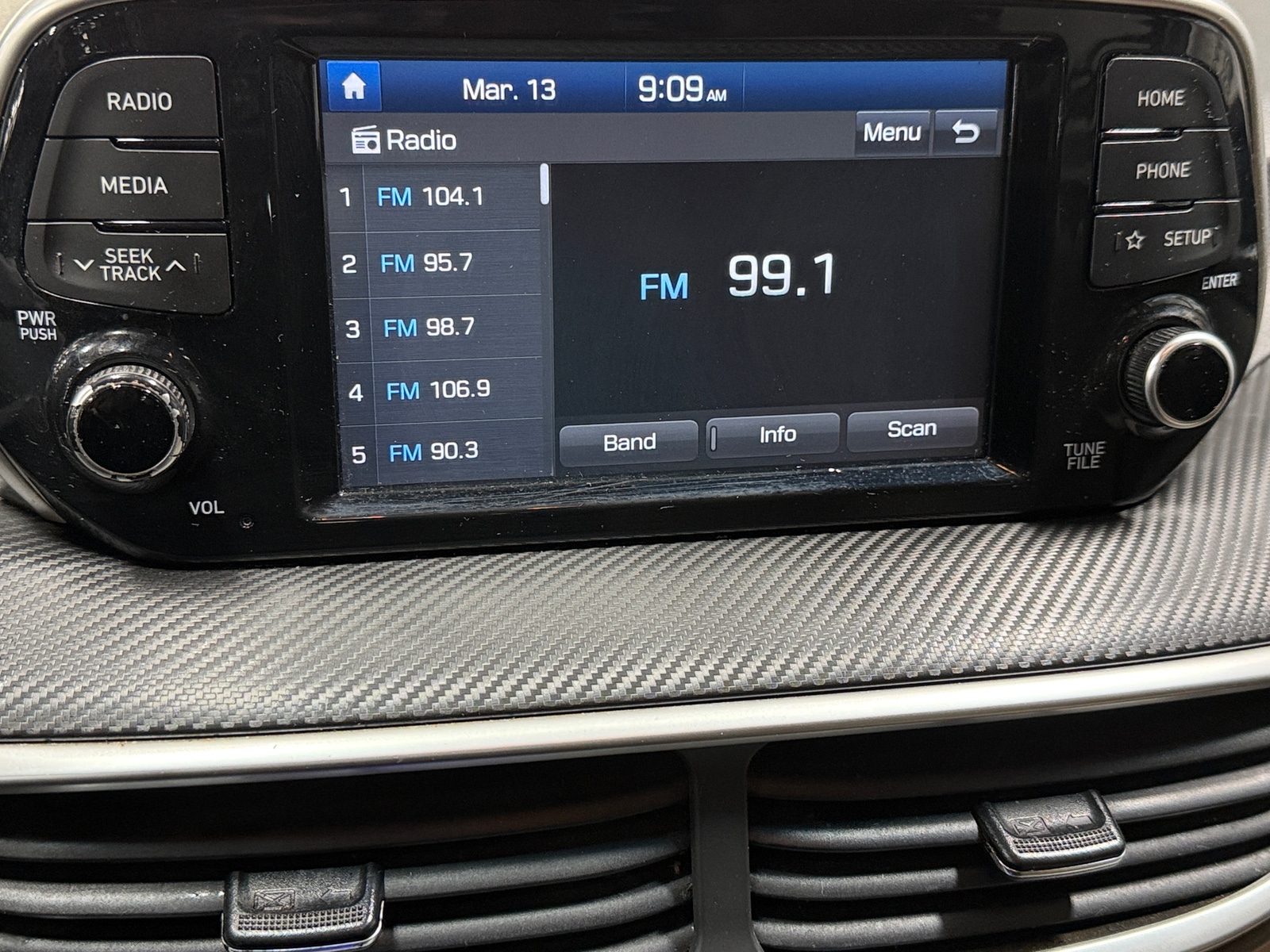 Thumbnail: 2021 Hyundai Tucson - 4