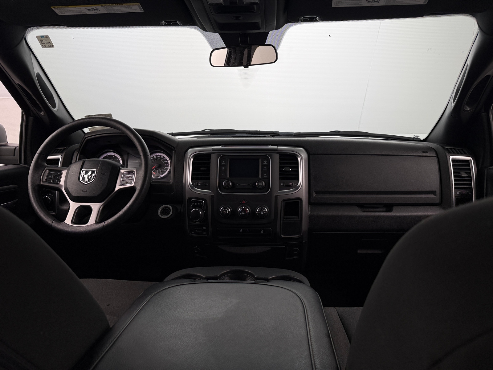 Thumbnail: 2024 RAM 1500 Classic - 3