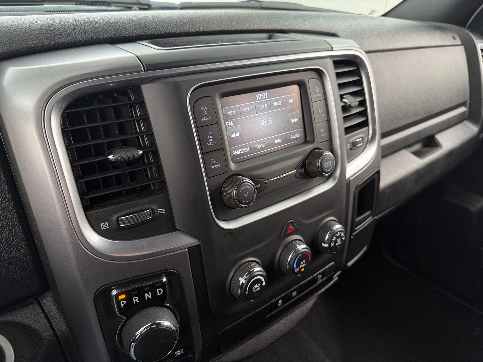 Thumbnail: 2024 RAM 1500 Classic - 4