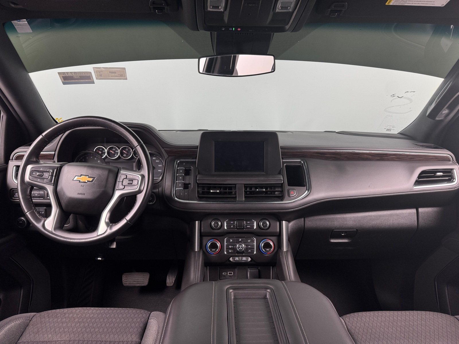 Thumbnail: 2023 Chevrolet Tahoe - 3