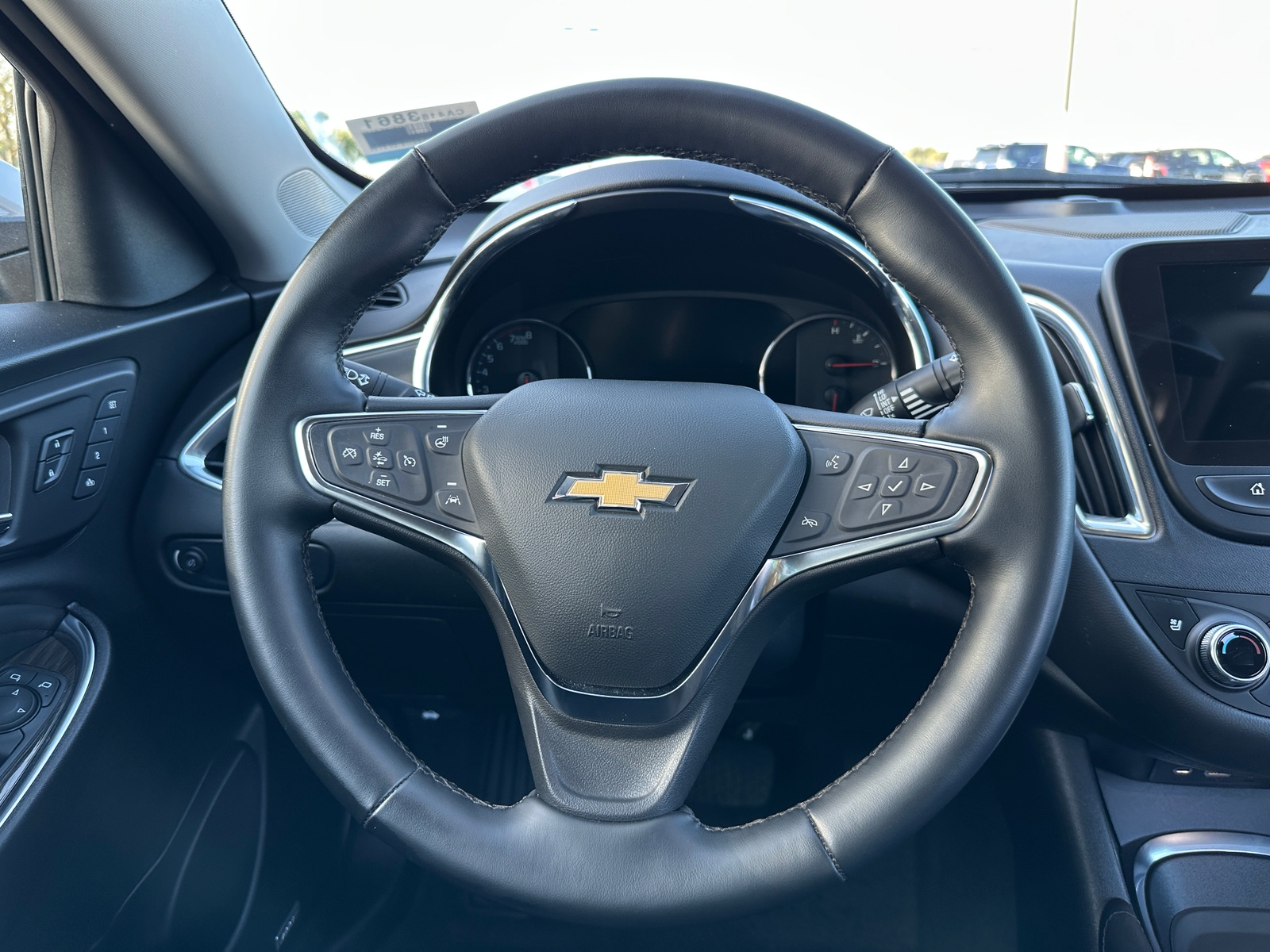 Thumbnail: 2024 Chevrolet Malibu - 4