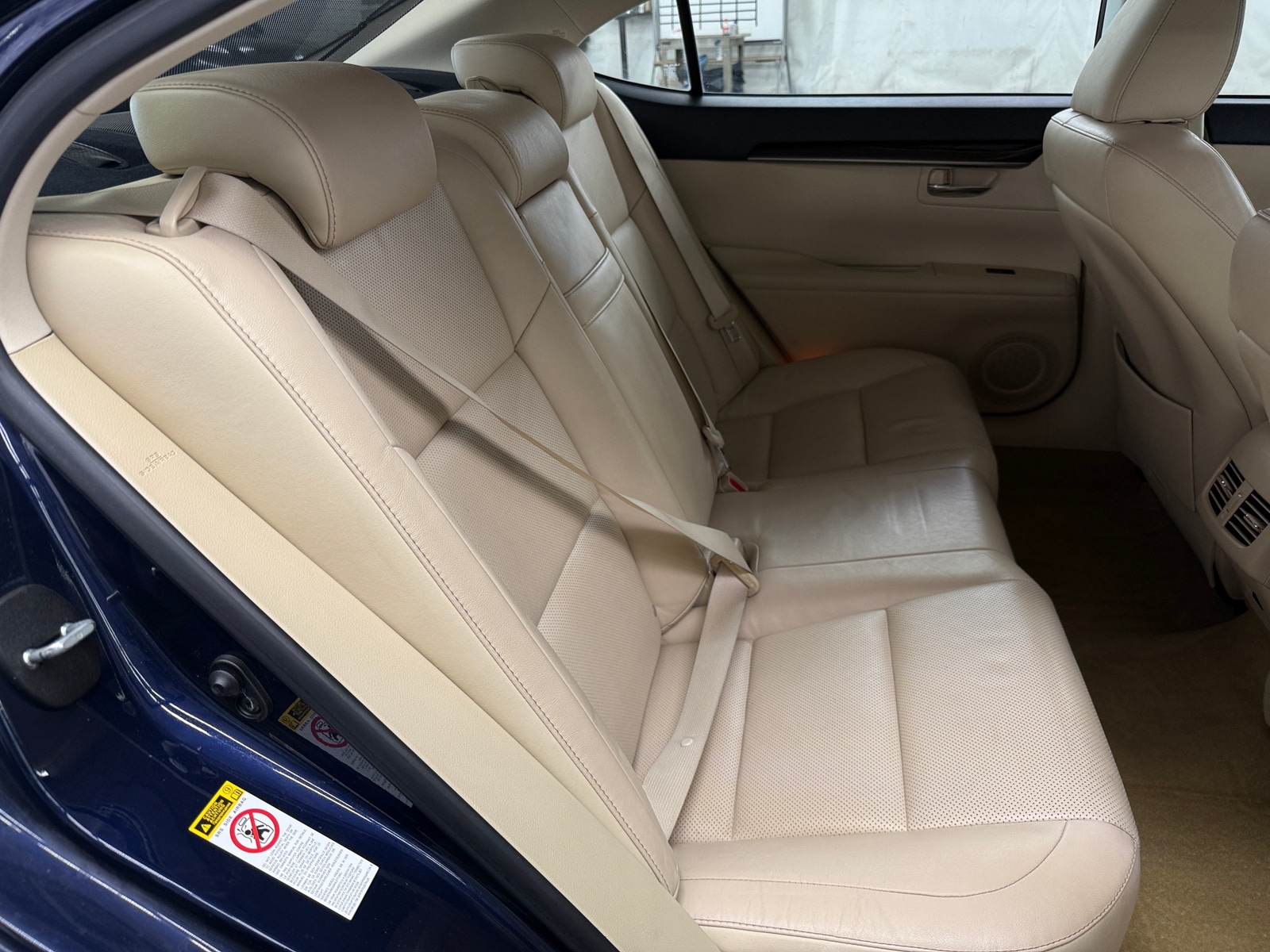 Thumbnail: 2013 Lexus ES - 5