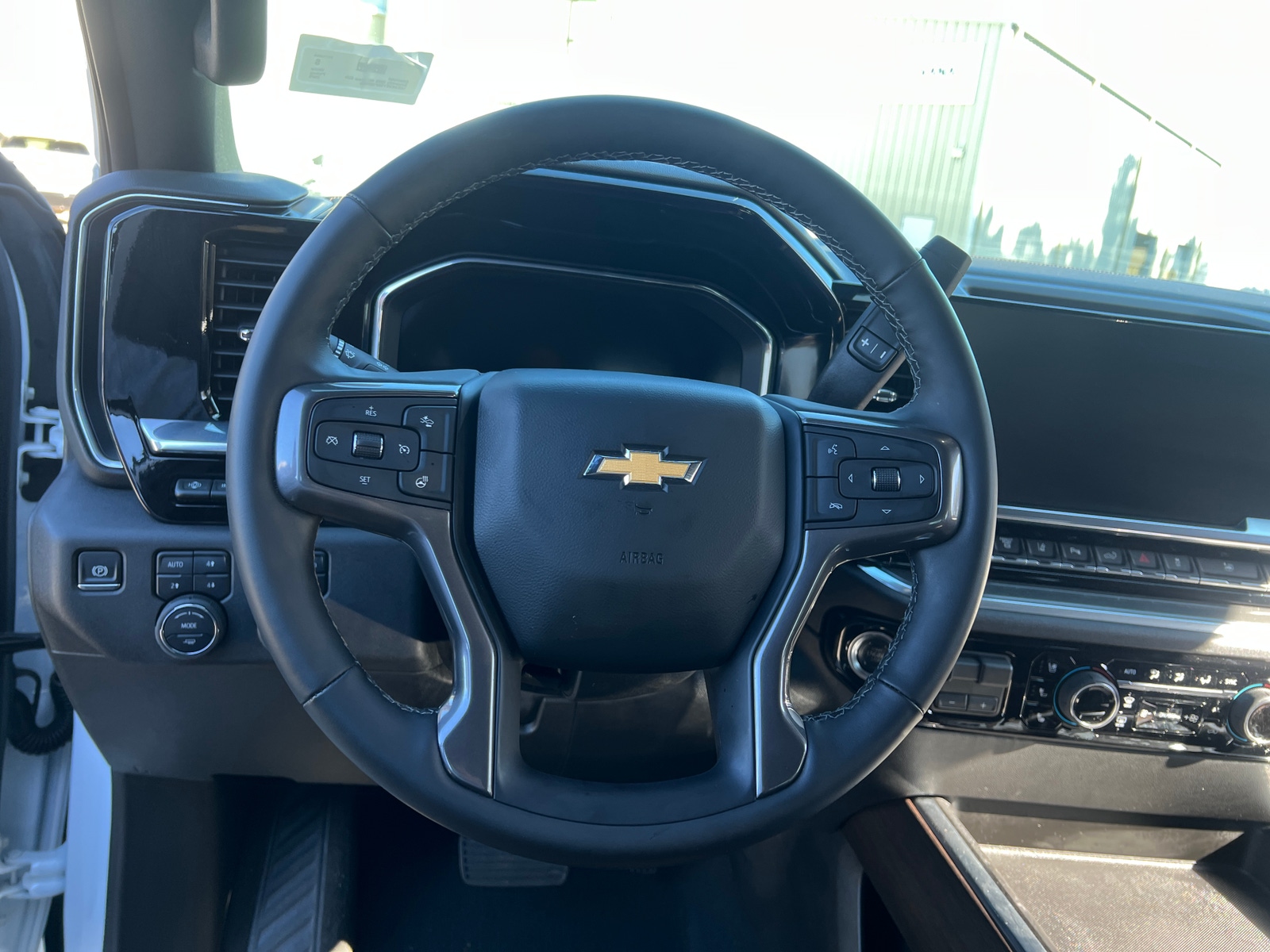 Thumbnail: 2025 Chevrolet Silverado 3500 - 4