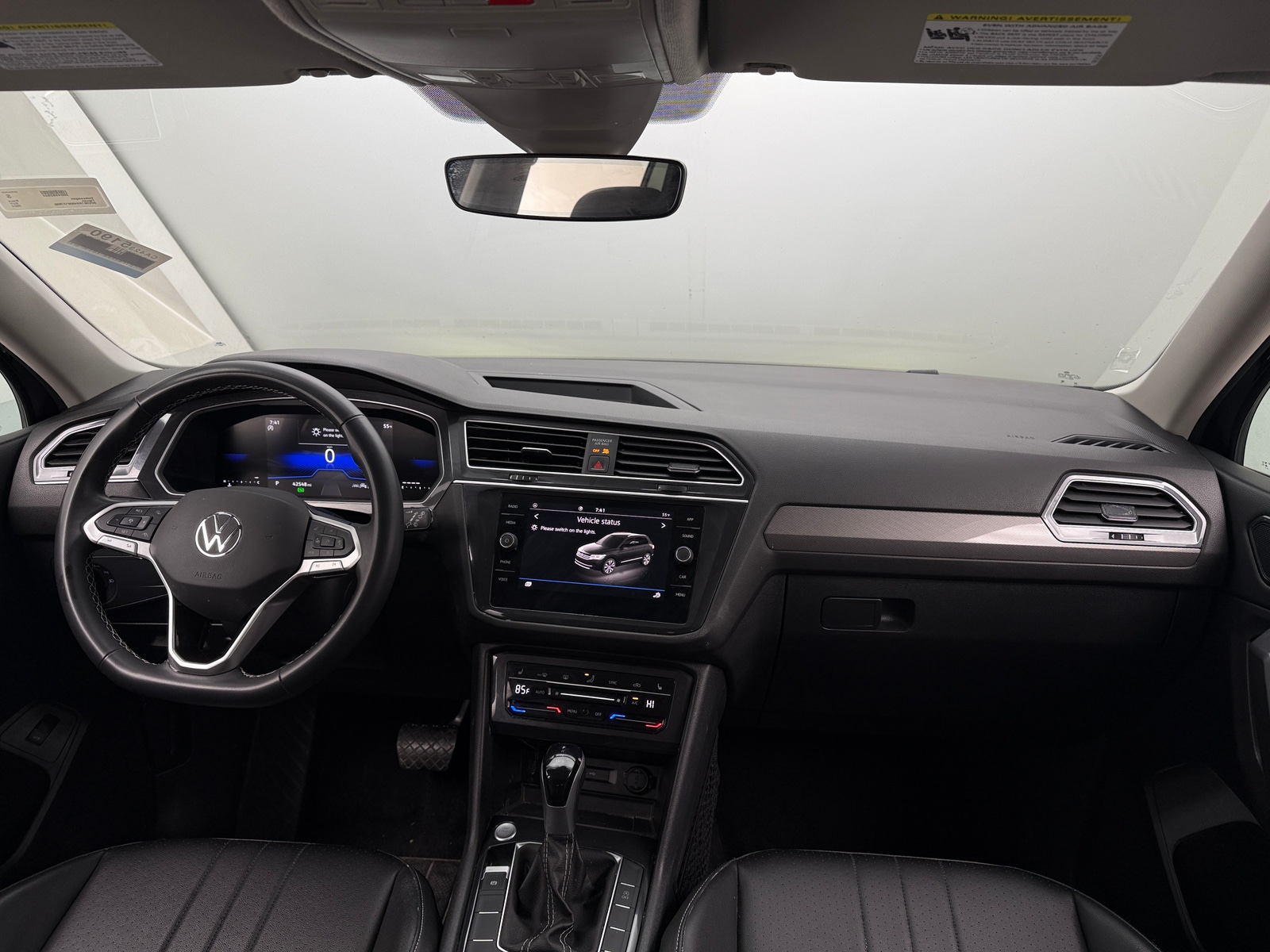 Thumbnail: 2024 Volkswagen Tiguan - 2