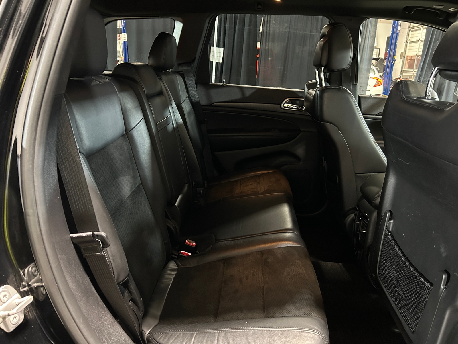 Thumbnail: 2018 Jeep Grand Cherokee - 6