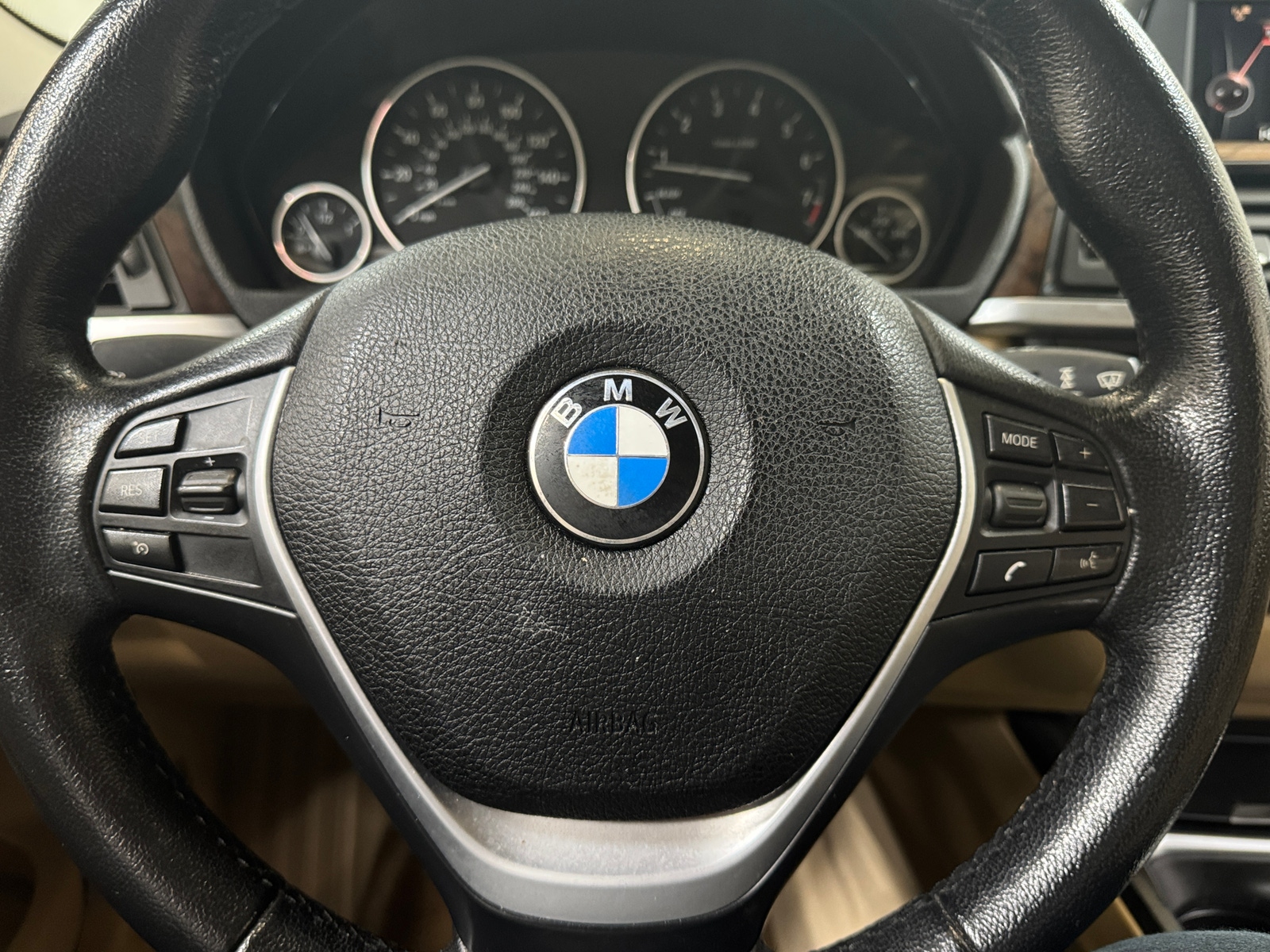 Thumbnail: 2015 BMW 3 Series - 4