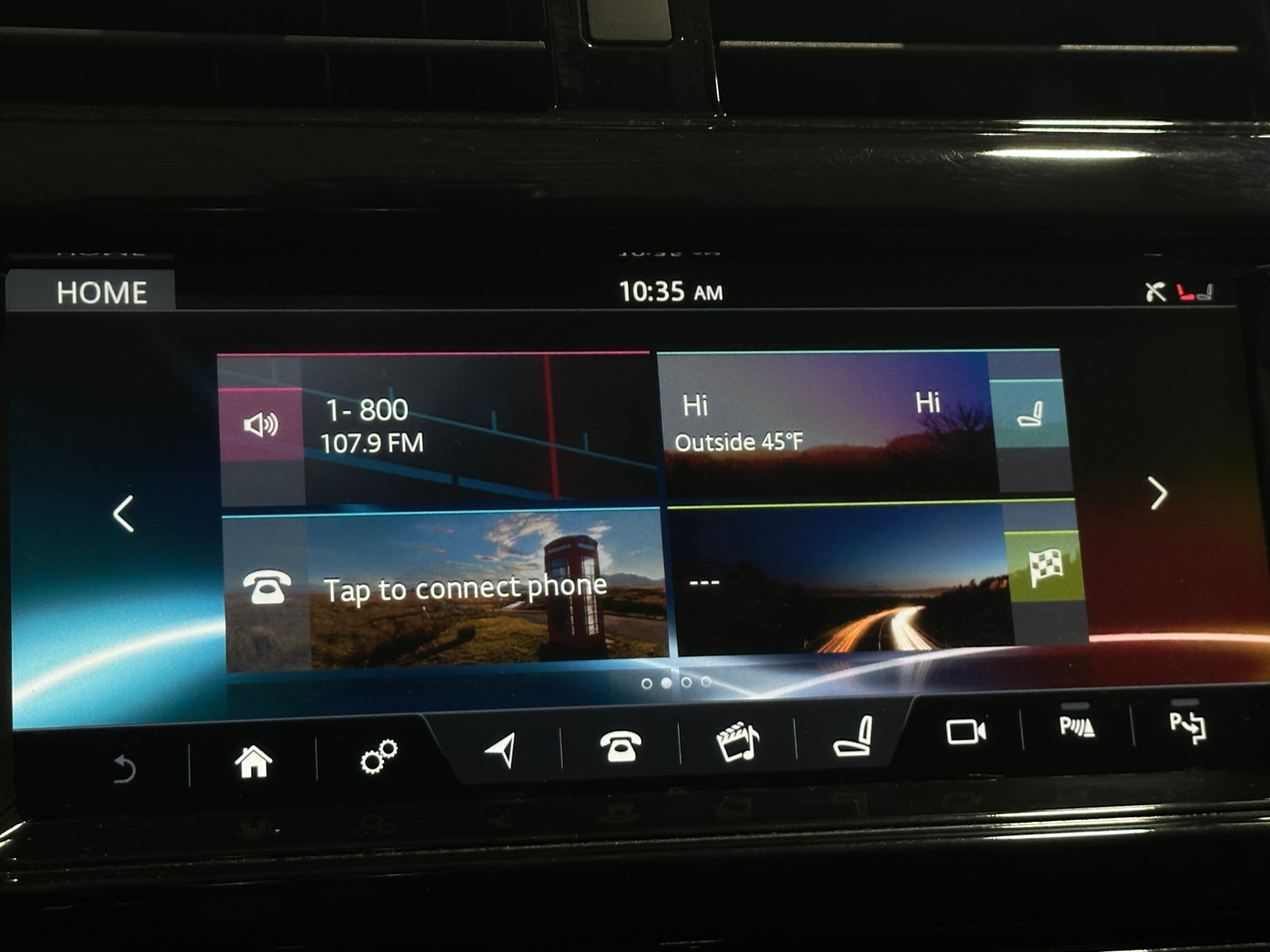 Thumbnail: 2017 Land Rover Discovery - 3