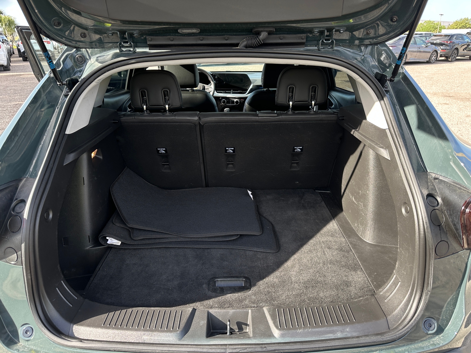 Thumbnail: 2025 Chevrolet Trax - 7