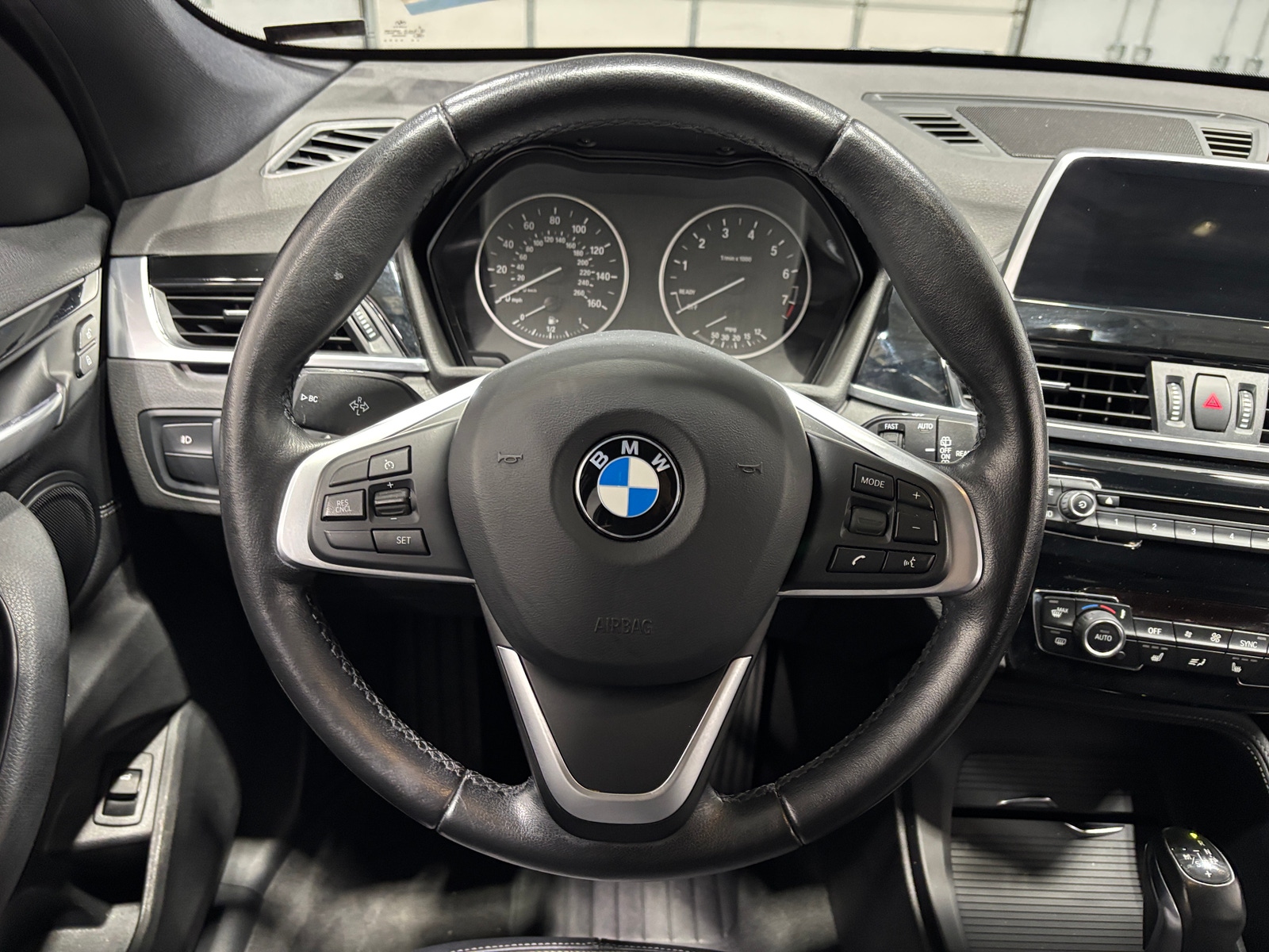 Thumbnail: 2018 BMW X1 - 4