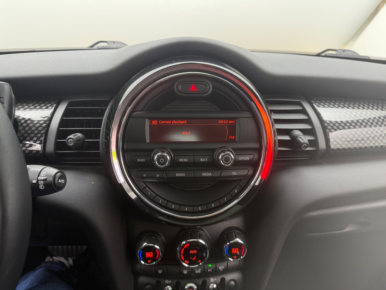 Thumbnail: 2014 MINI Cooper Hardtop - 3