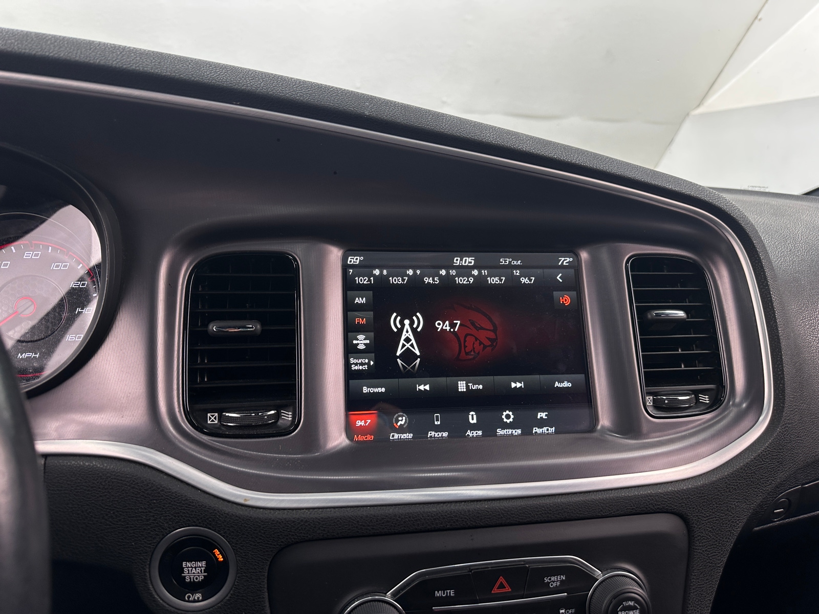 Thumbnail: 2020 Dodge Charger - 4