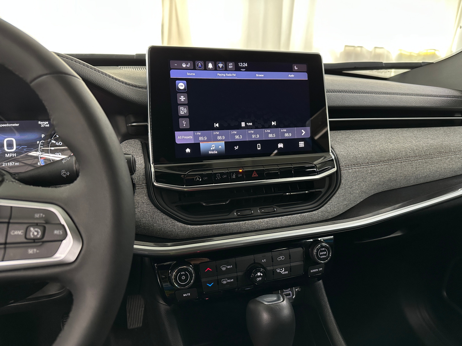 Thumbnail: 2024 Jeep Compass - 3