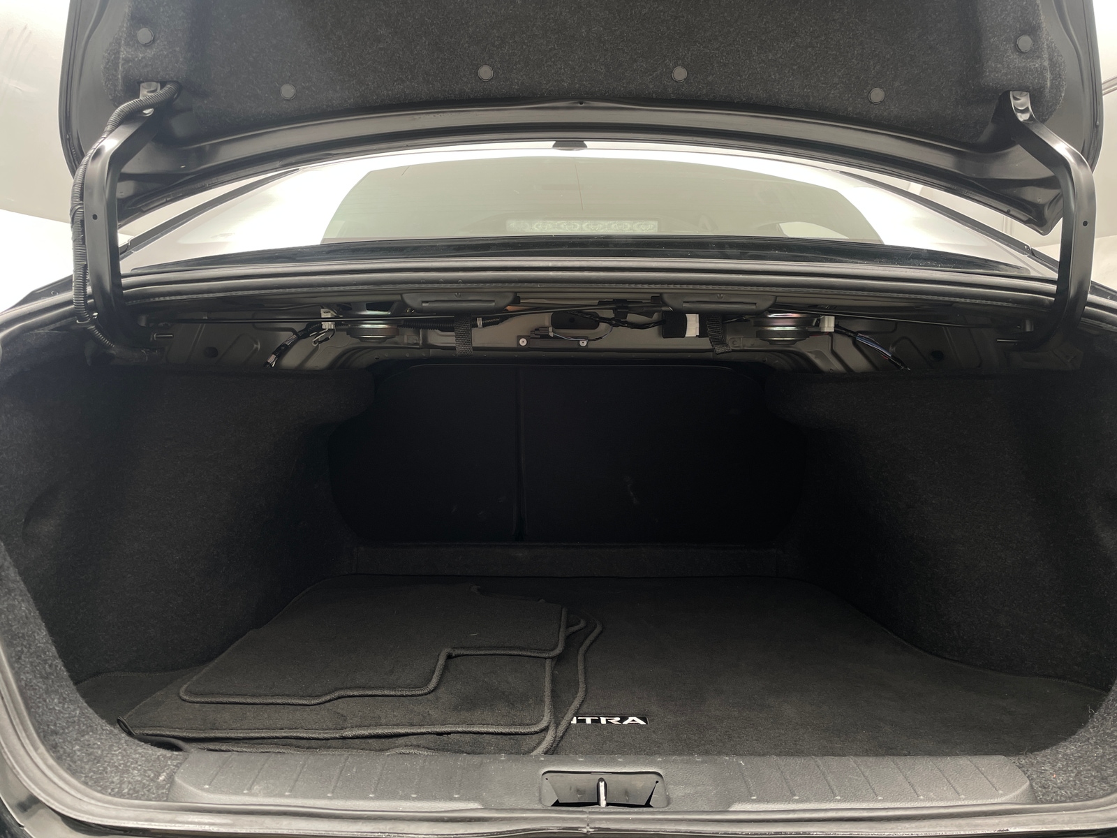 Thumbnail: 2022 Nissan Sentra - 7