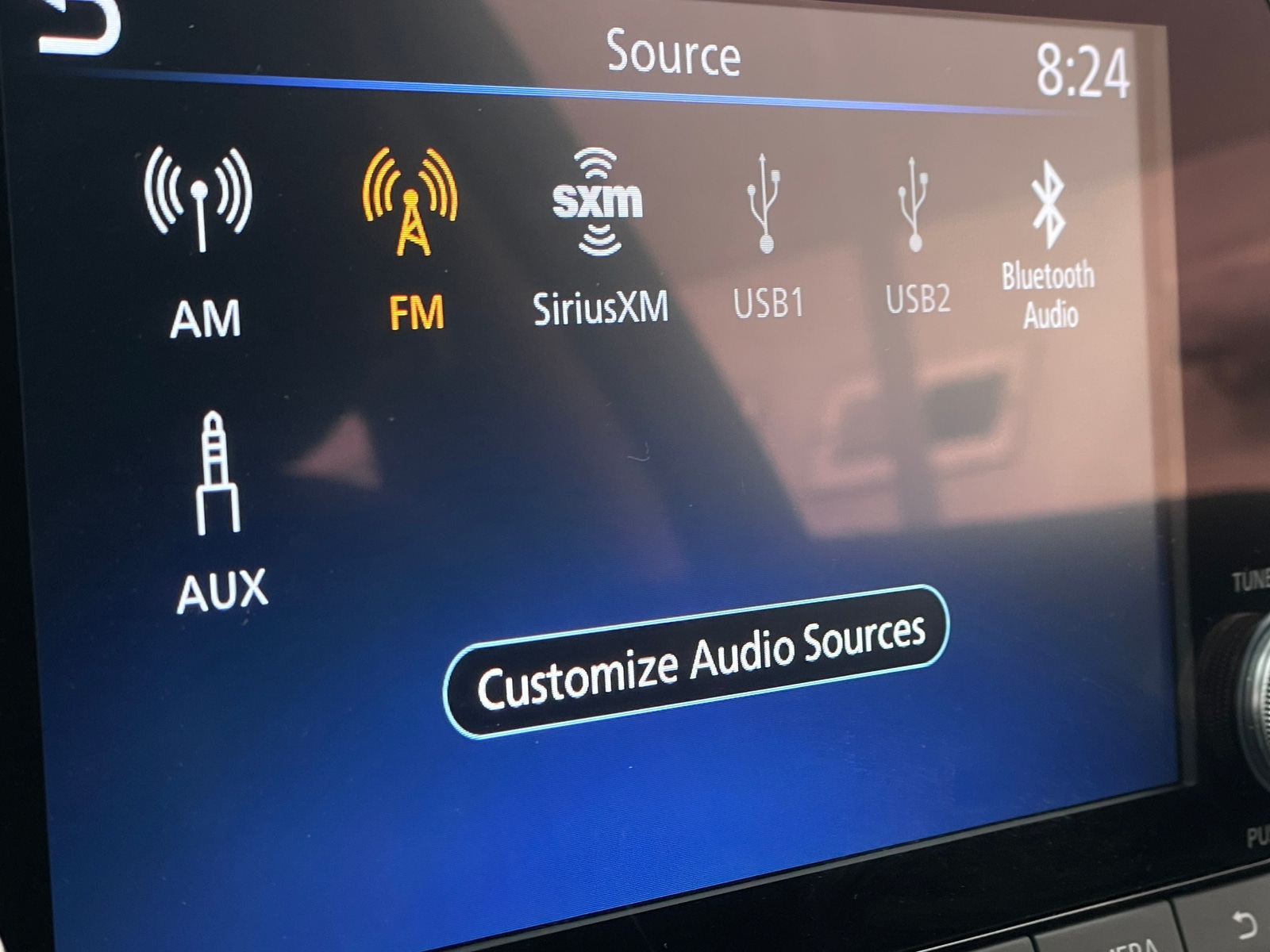 Thumbnail: 2022 Nissan Sentra - 4