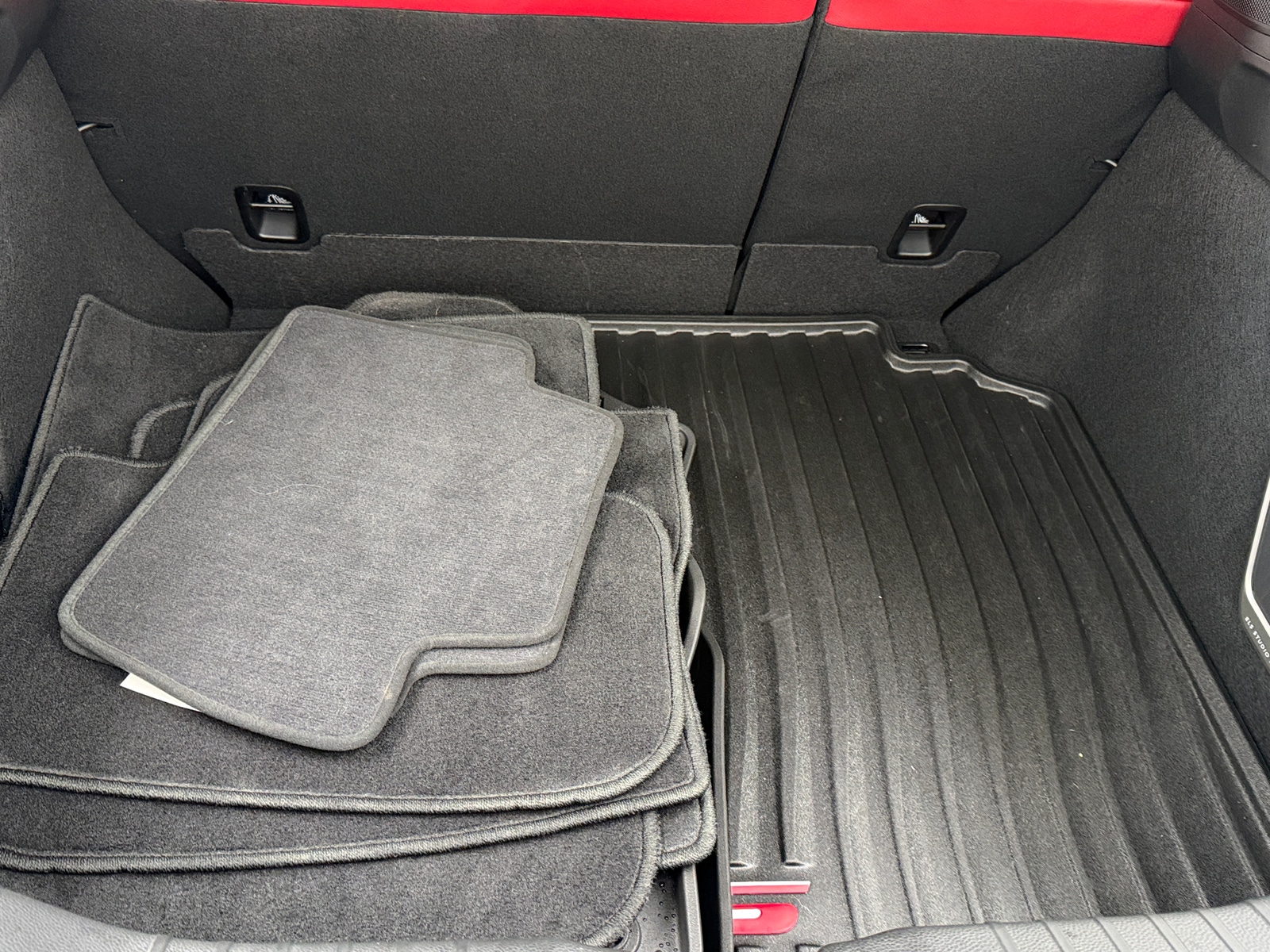 Thumbnail: 2025 Acura Integra - 6