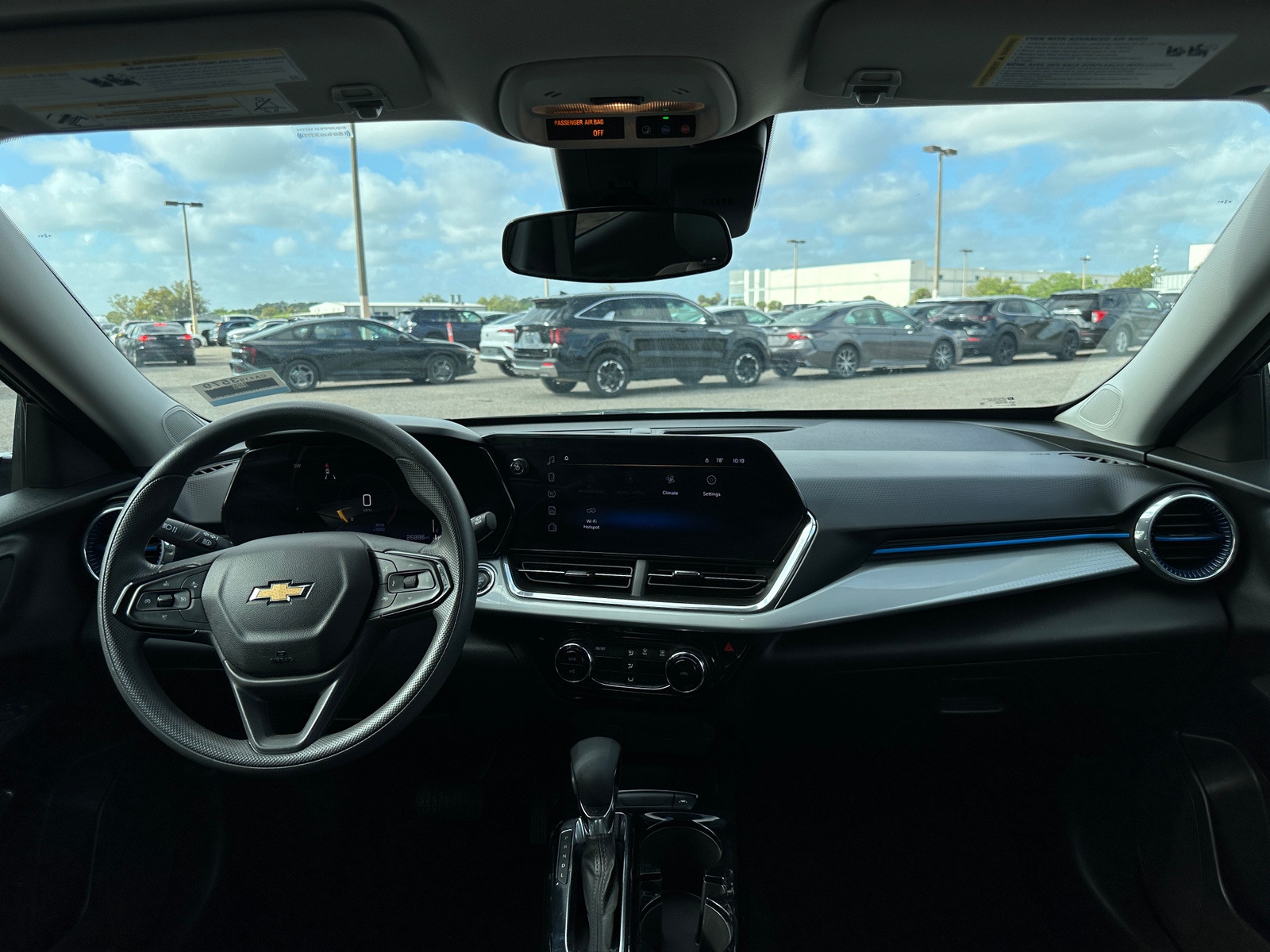 Thumbnail: 2025 Chevrolet Trax - 3