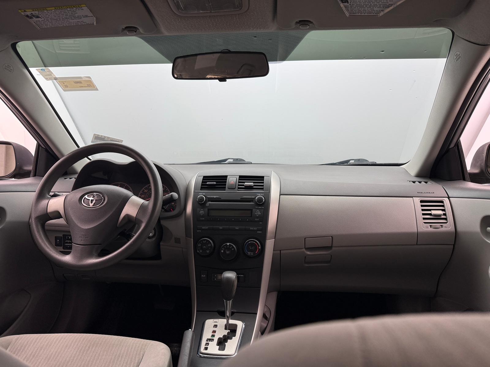 Thumbnail: 2010 Toyota Corolla - 3