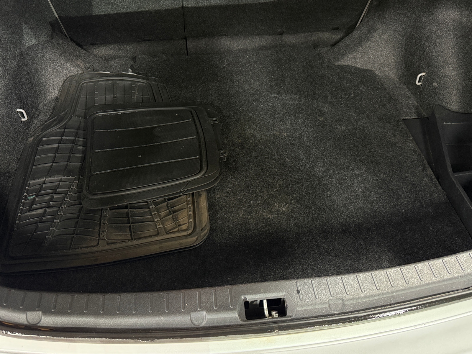 Thumbnail: 2010 Toyota Corolla - 7