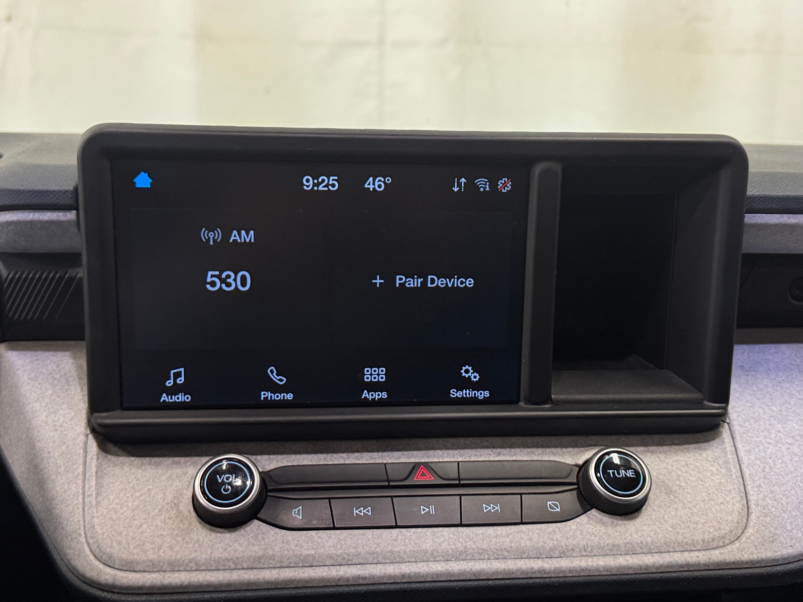 Thumbnail: 2022 Ford Maverick - 4