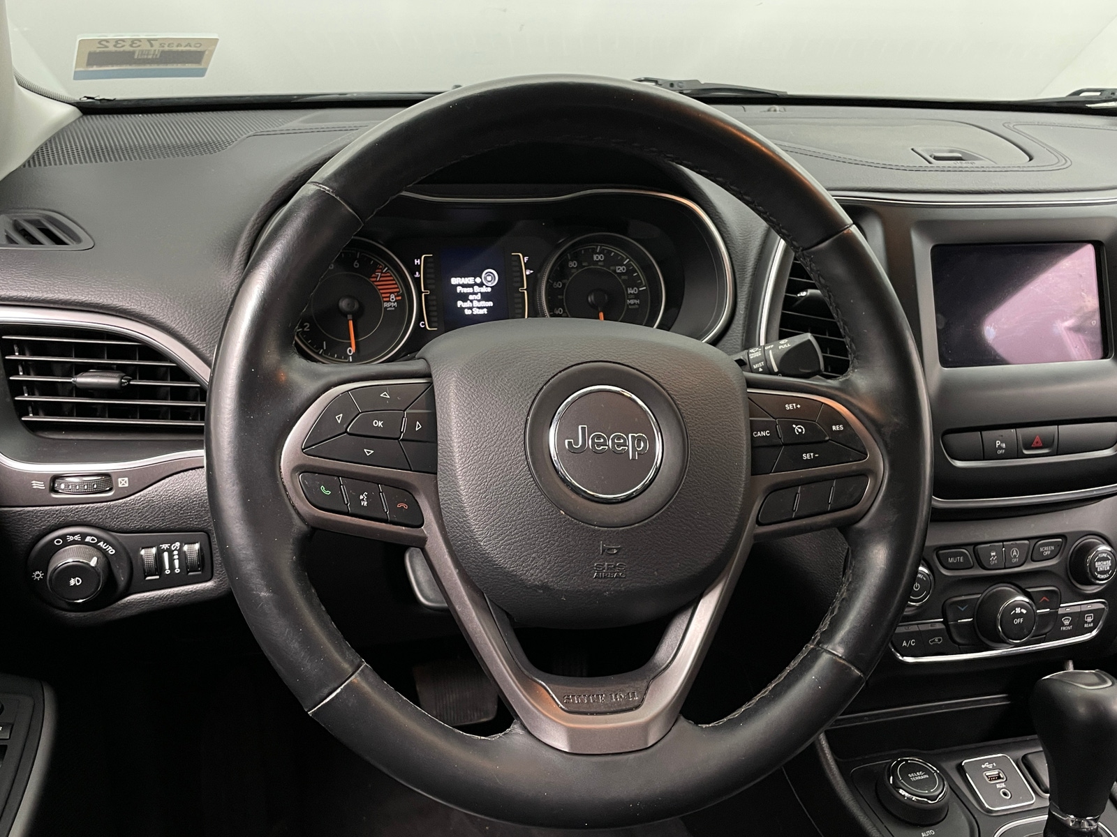 Thumbnail: 2020 Jeep Cherokee - 5