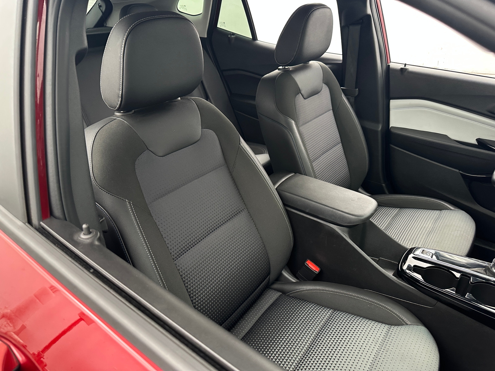 Thumbnail: 2025 Chevrolet Trax - 2