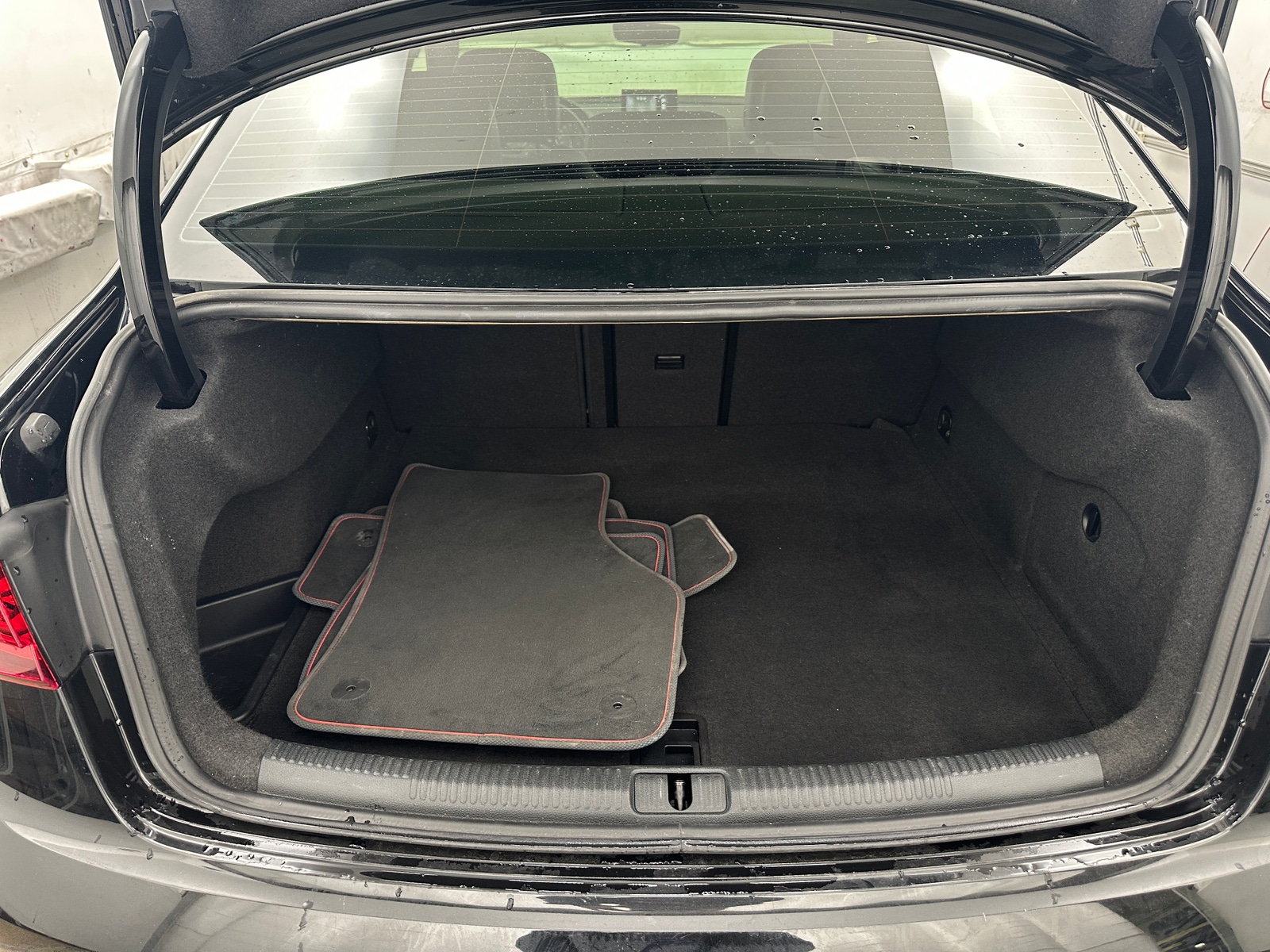 Thumbnail: 2020 Audi S3 - 6