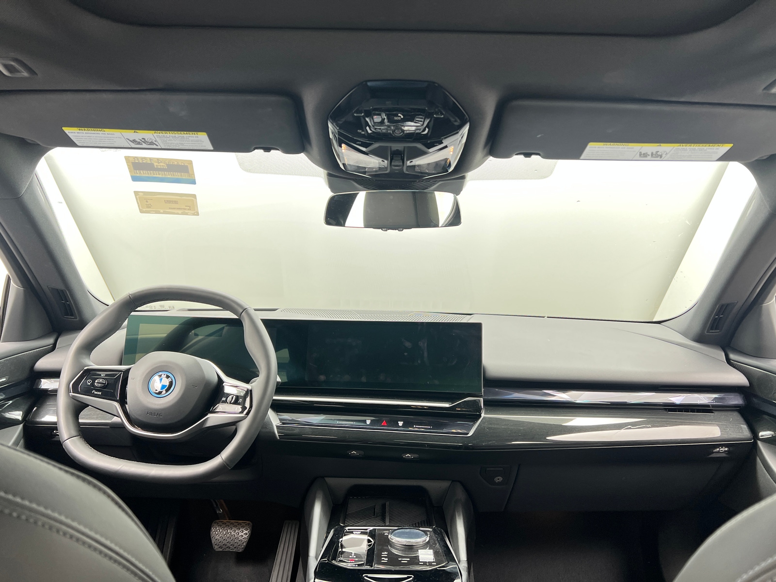 Thumbnail: 2025 BMW i5 - 2