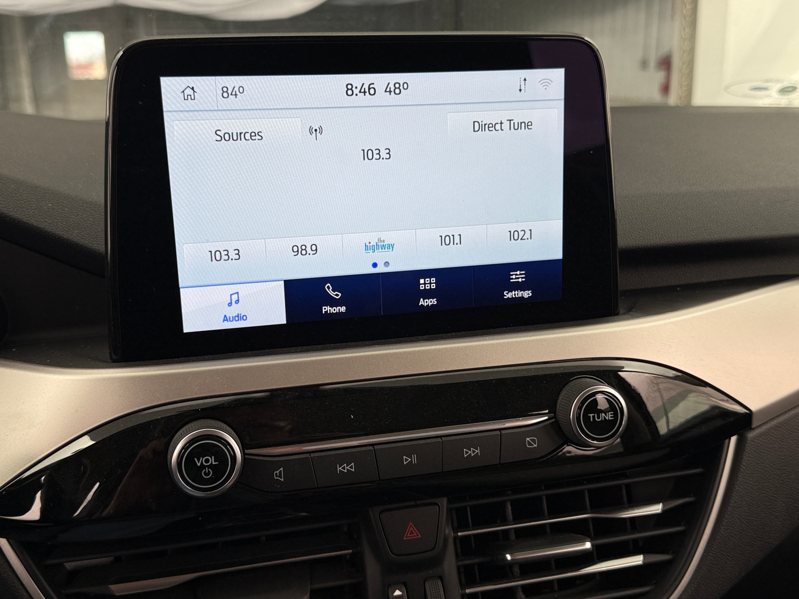 Thumbnail: 2020 Ford Escape - 4