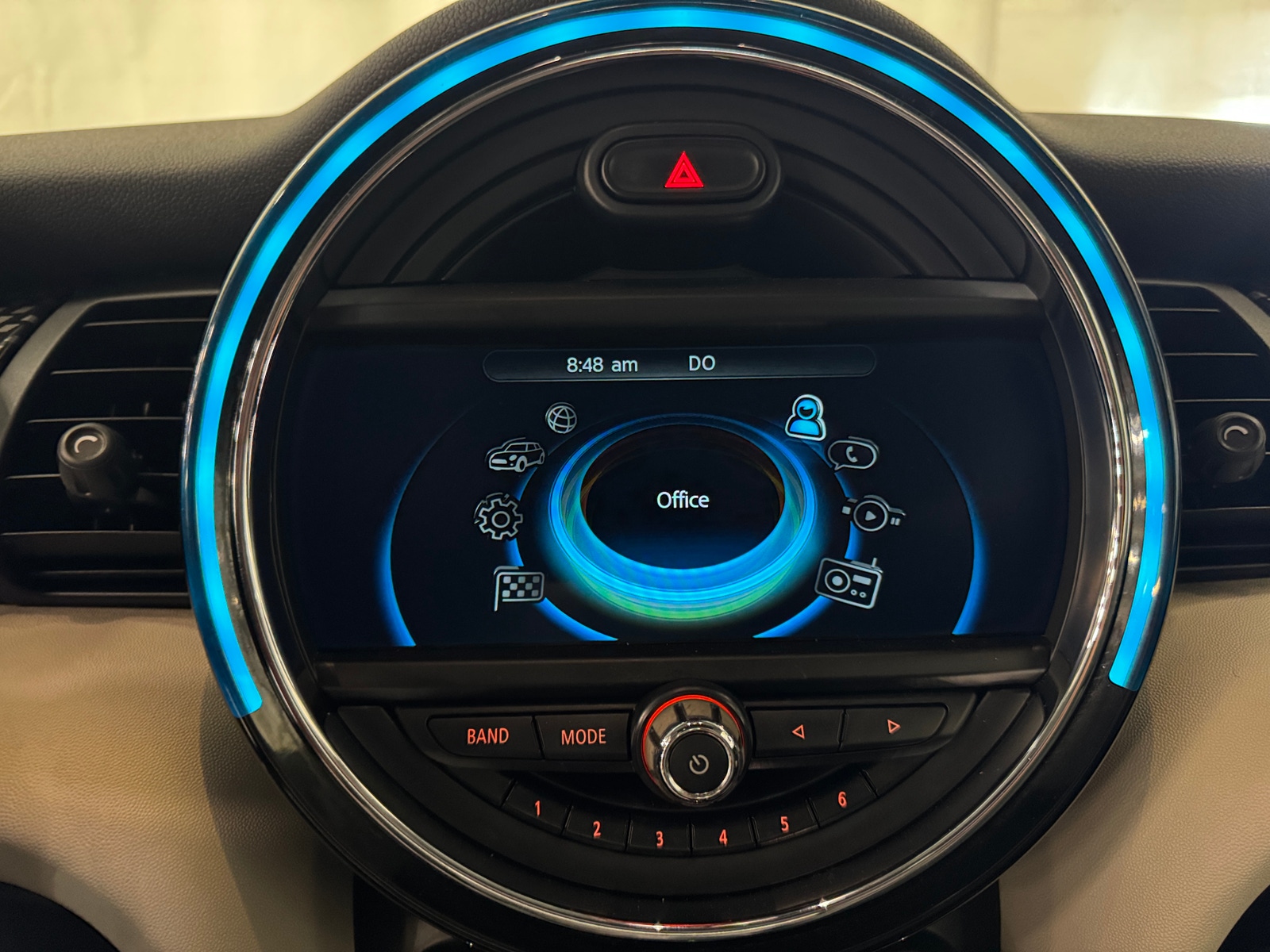 Thumbnail: 2018 MINI Cooper Hardtop - 3