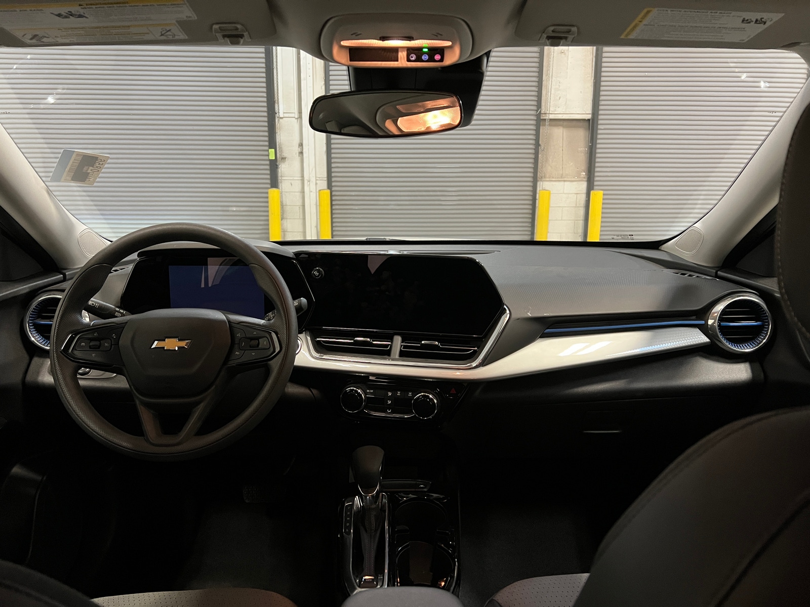 Thumbnail: 2025 Chevrolet Trax - 3
