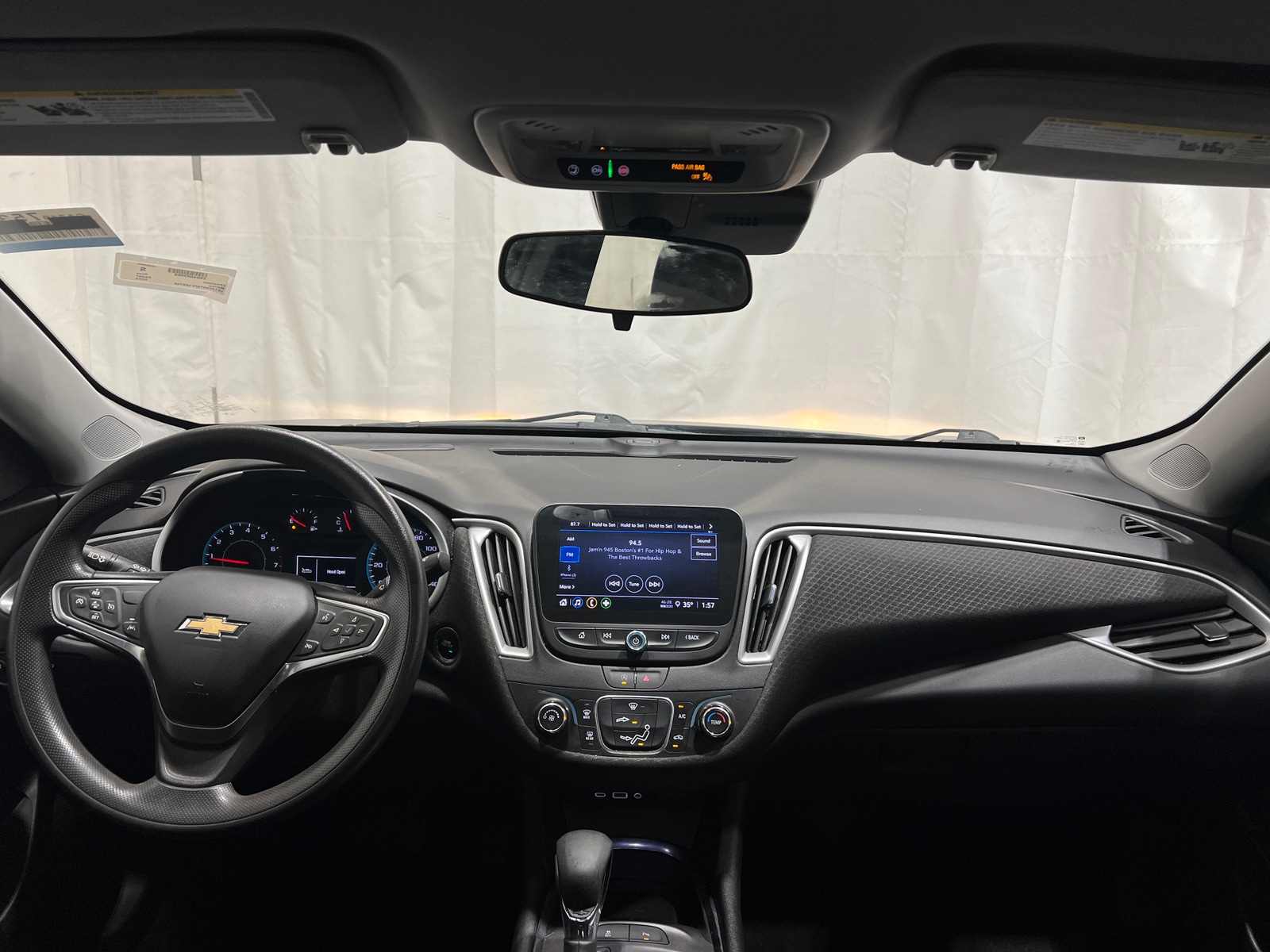 Thumbnail: 2023 Chevrolet Malibu - 3