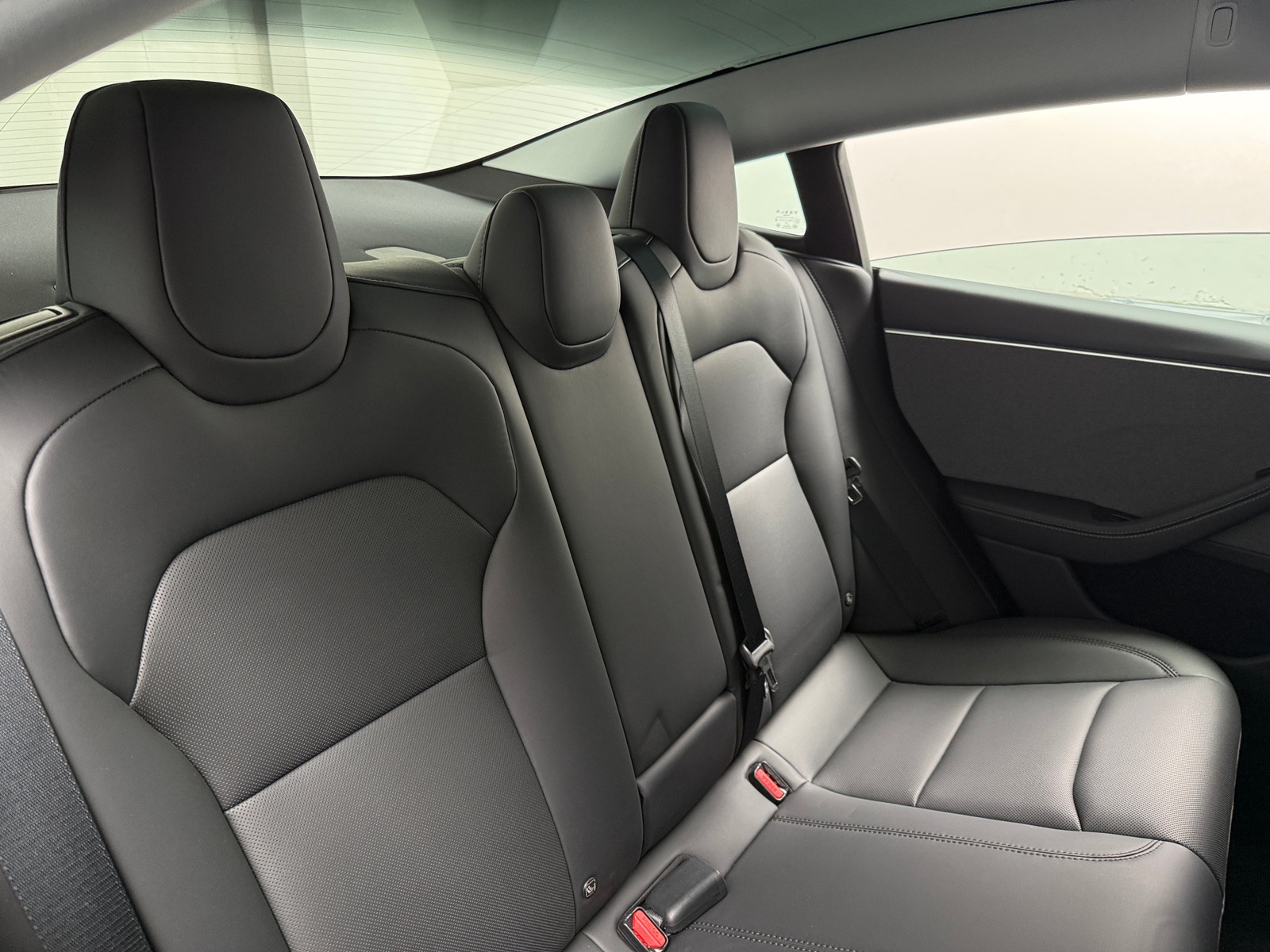 Thumbnail: 2025 Tesla Model 3 - 5