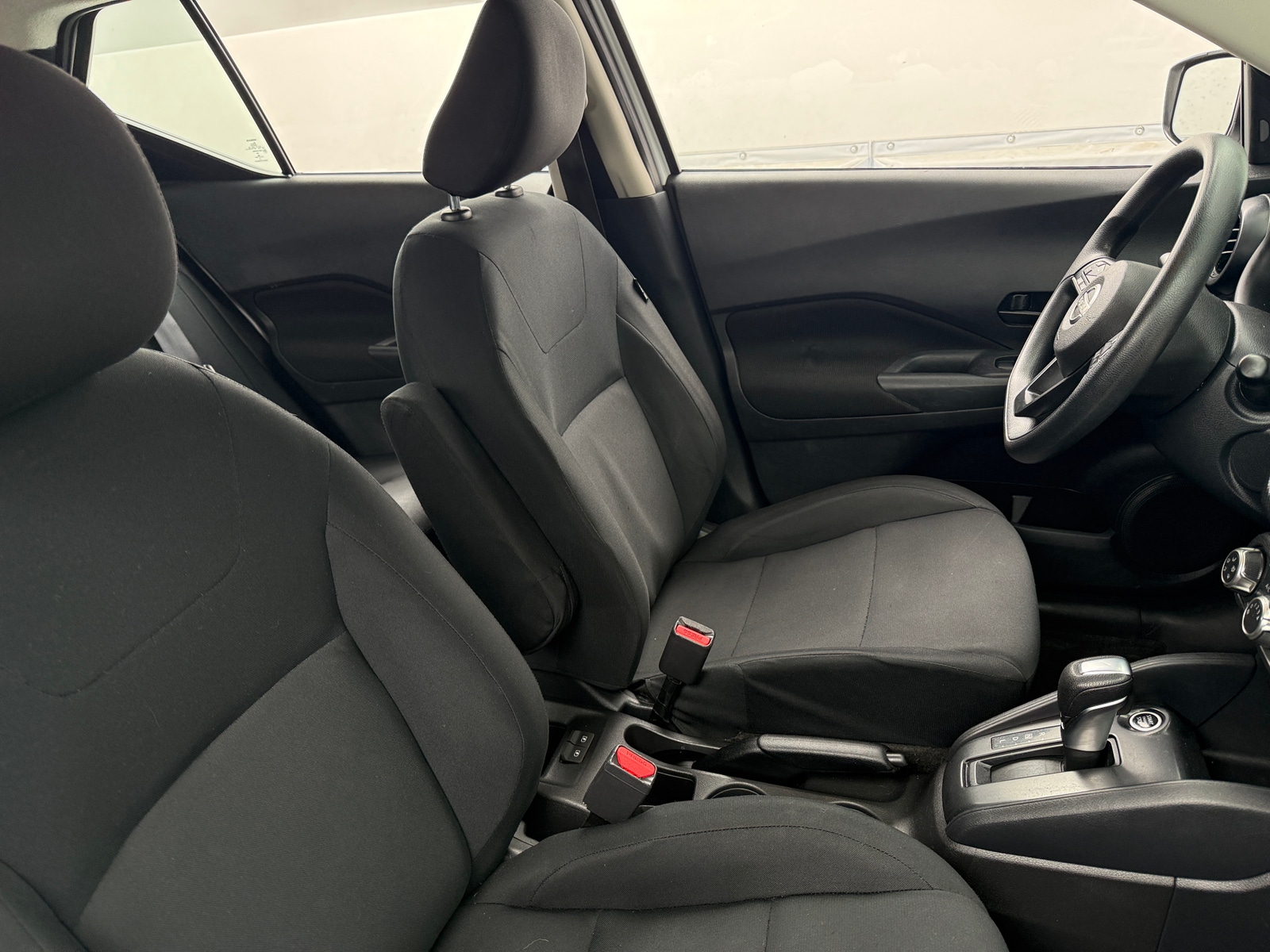 Thumbnail: 2023 Nissan Kicks - 2