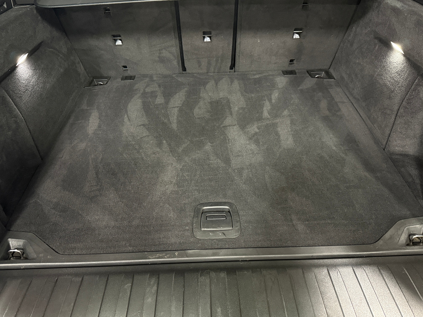 Thumbnail: 2023 BMW X5 - 6