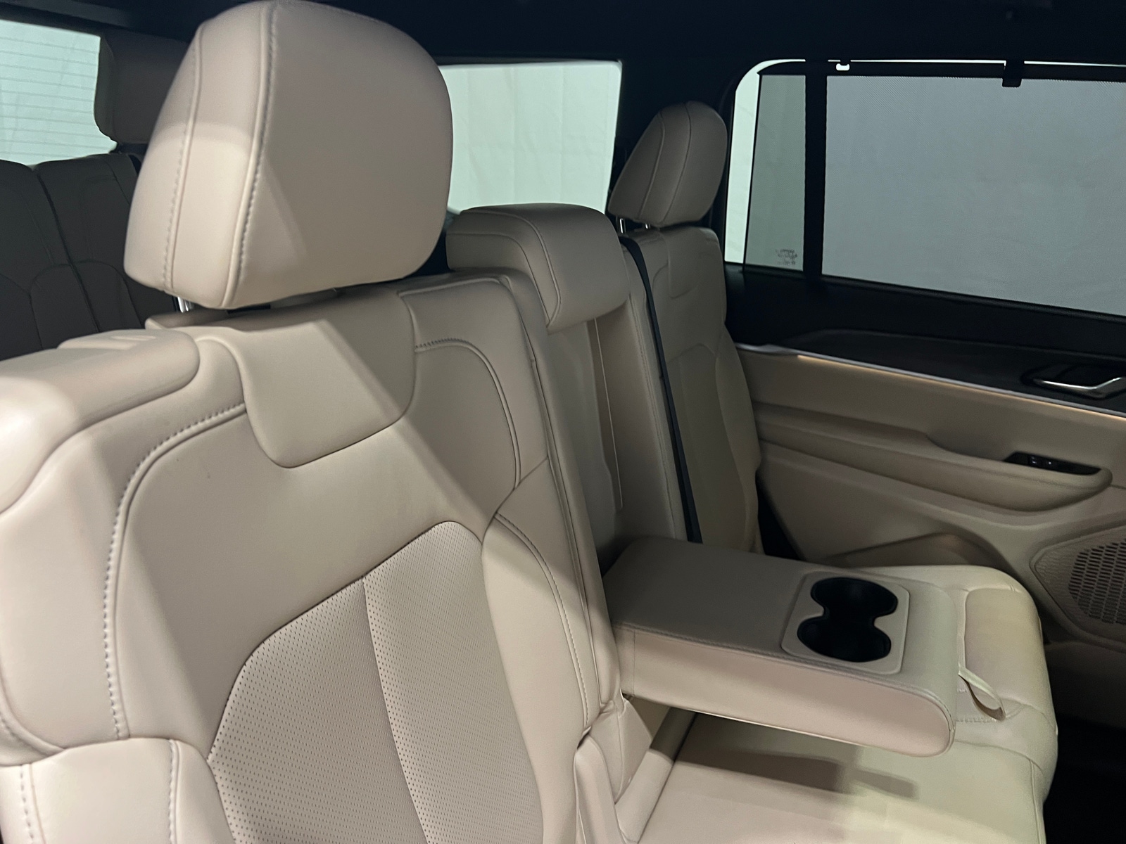 Thumbnail: 2025 Jeep Grand Cherokee L - 5