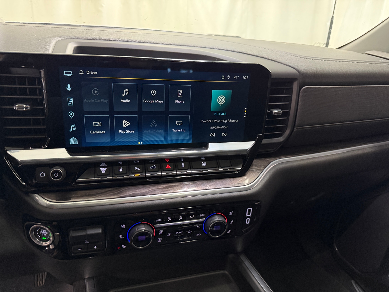 Thumbnail: 2025 Chevrolet Silverado 2500 - 3