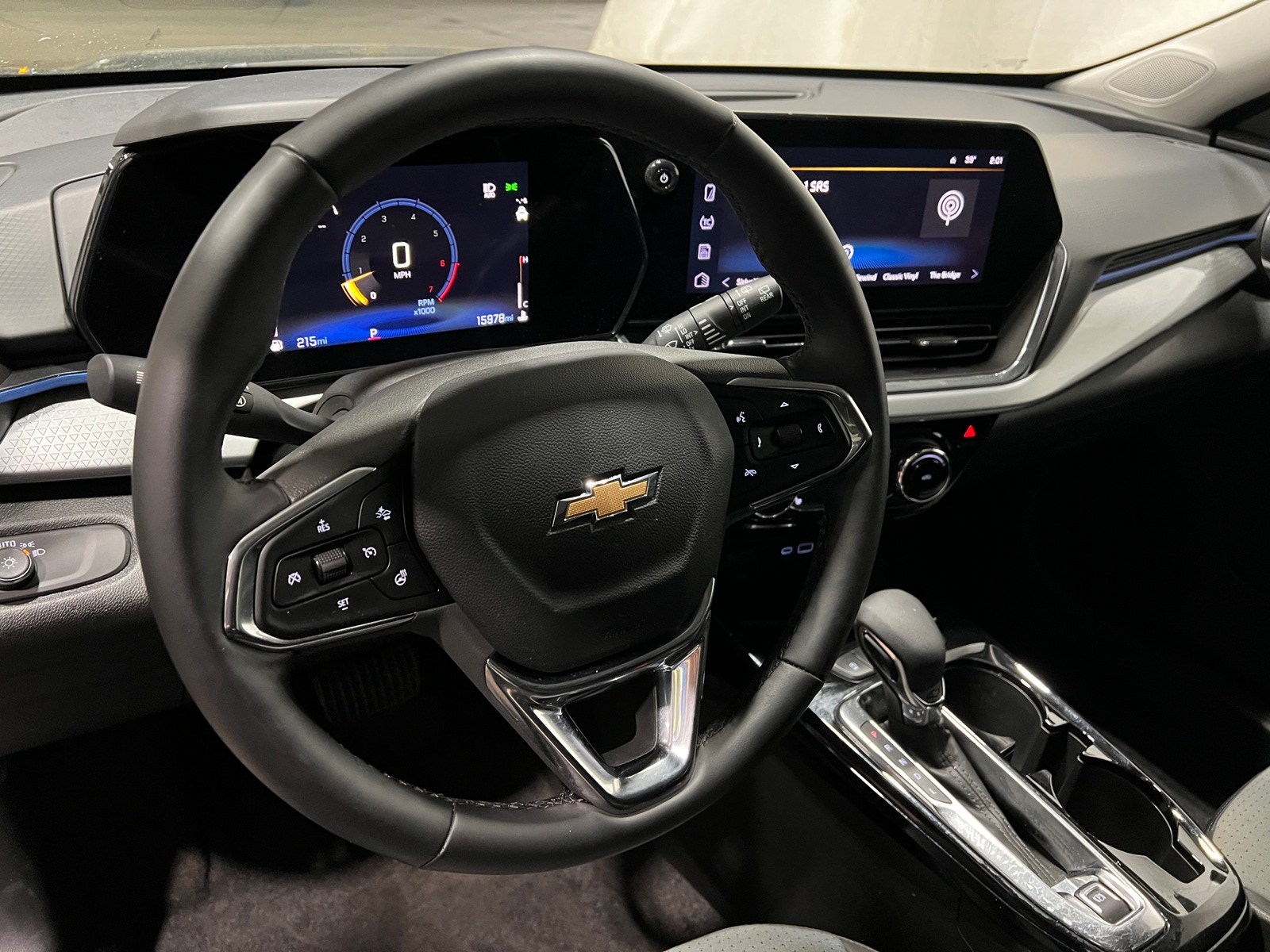 Thumbnail: 2025 Chevrolet Trax - 5