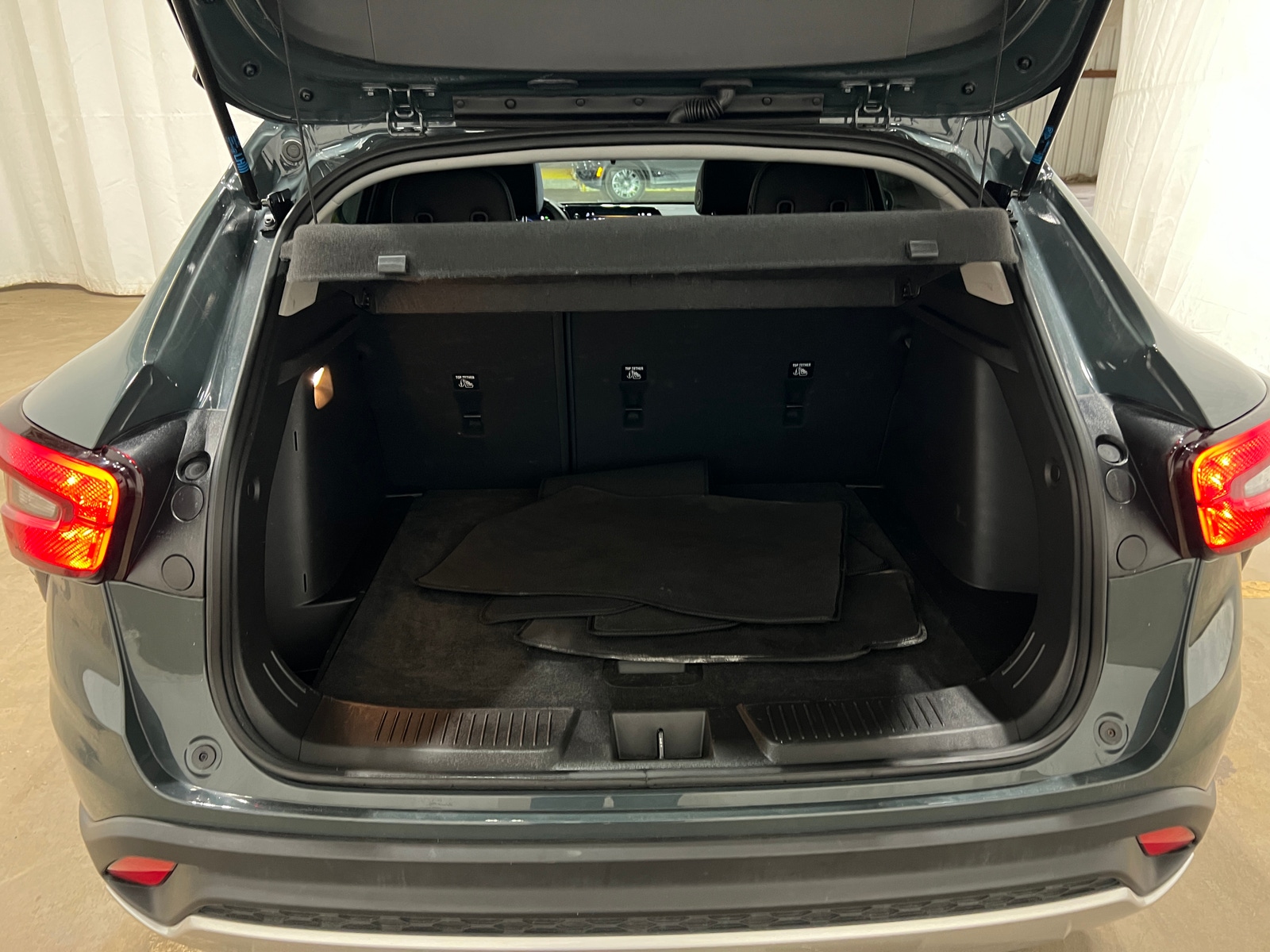 Thumbnail: 2025 Chevrolet Trax - 7