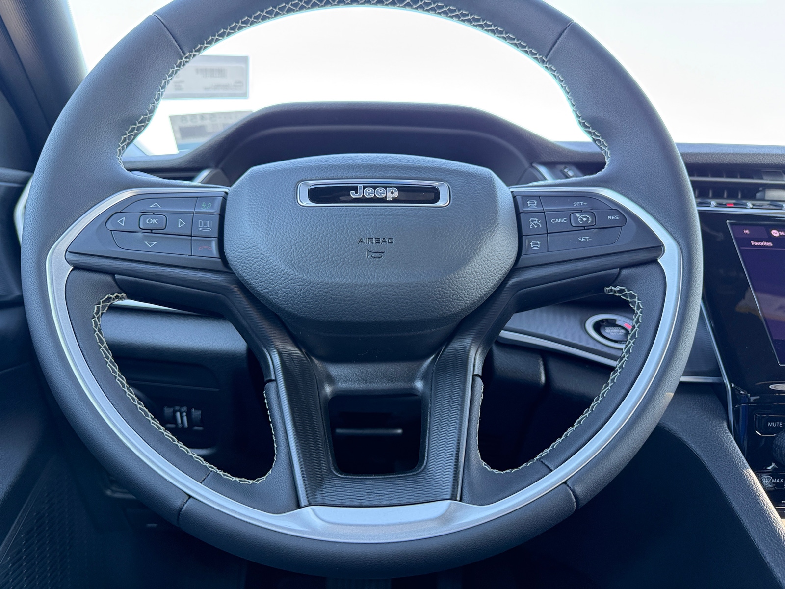 Thumbnail: 2026 Jeep Grand Cherokee L - 5